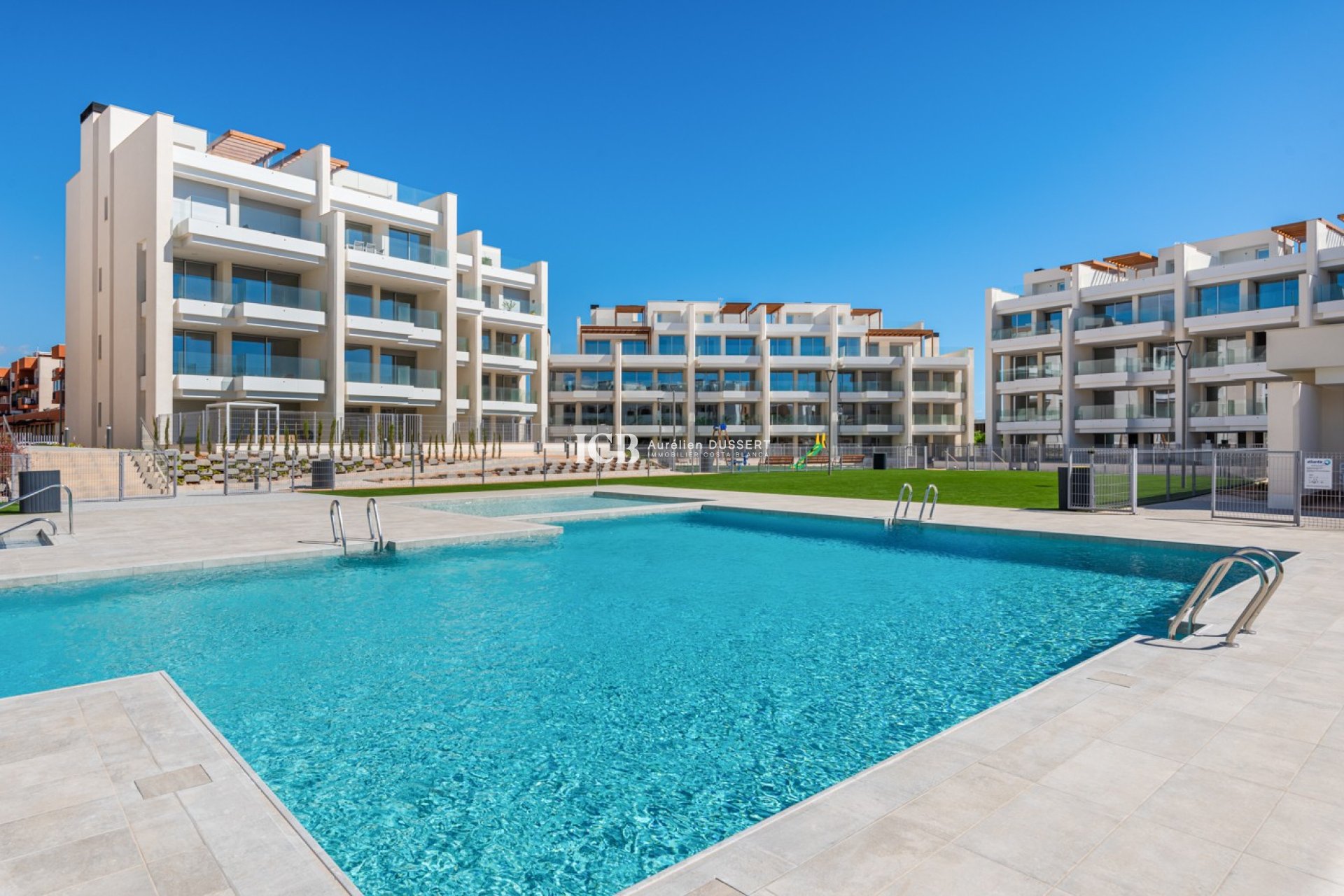 Resale - Apartment / flat -
Orihuela Costa - Villamartín