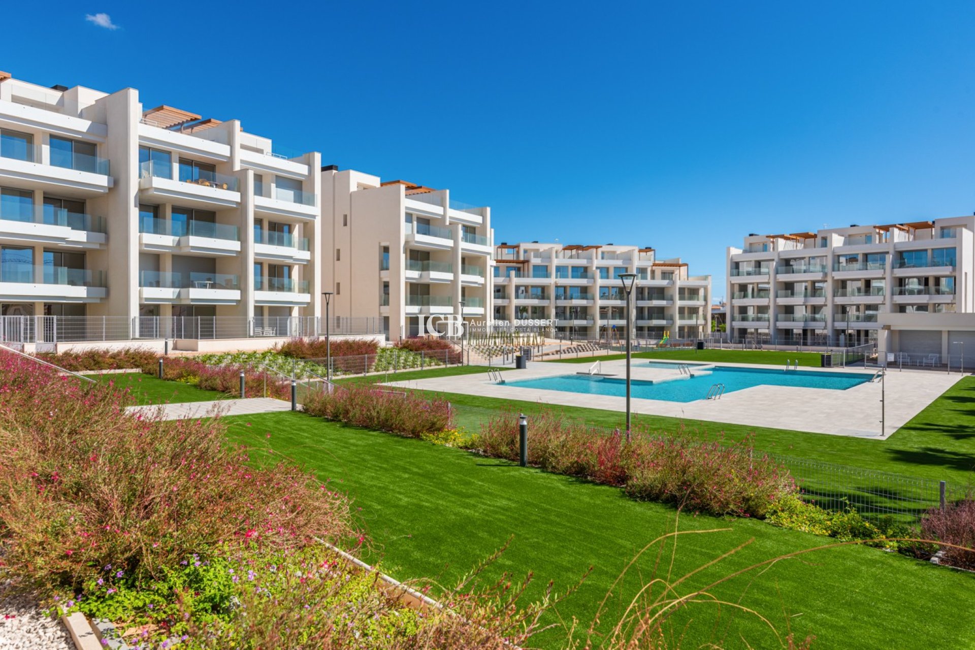 Resale - Apartment / flat -
Orihuela Costa - Villamartín