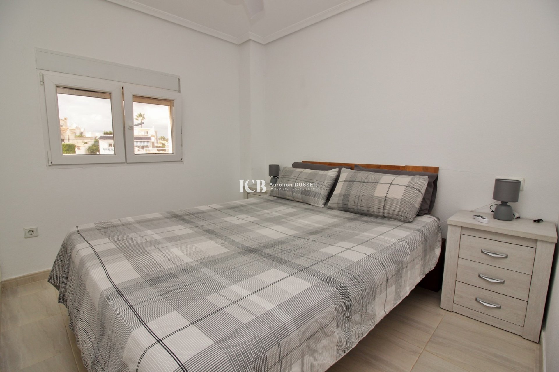 Resale - Apartment / flat -
Orihuela Costa - Villamartín