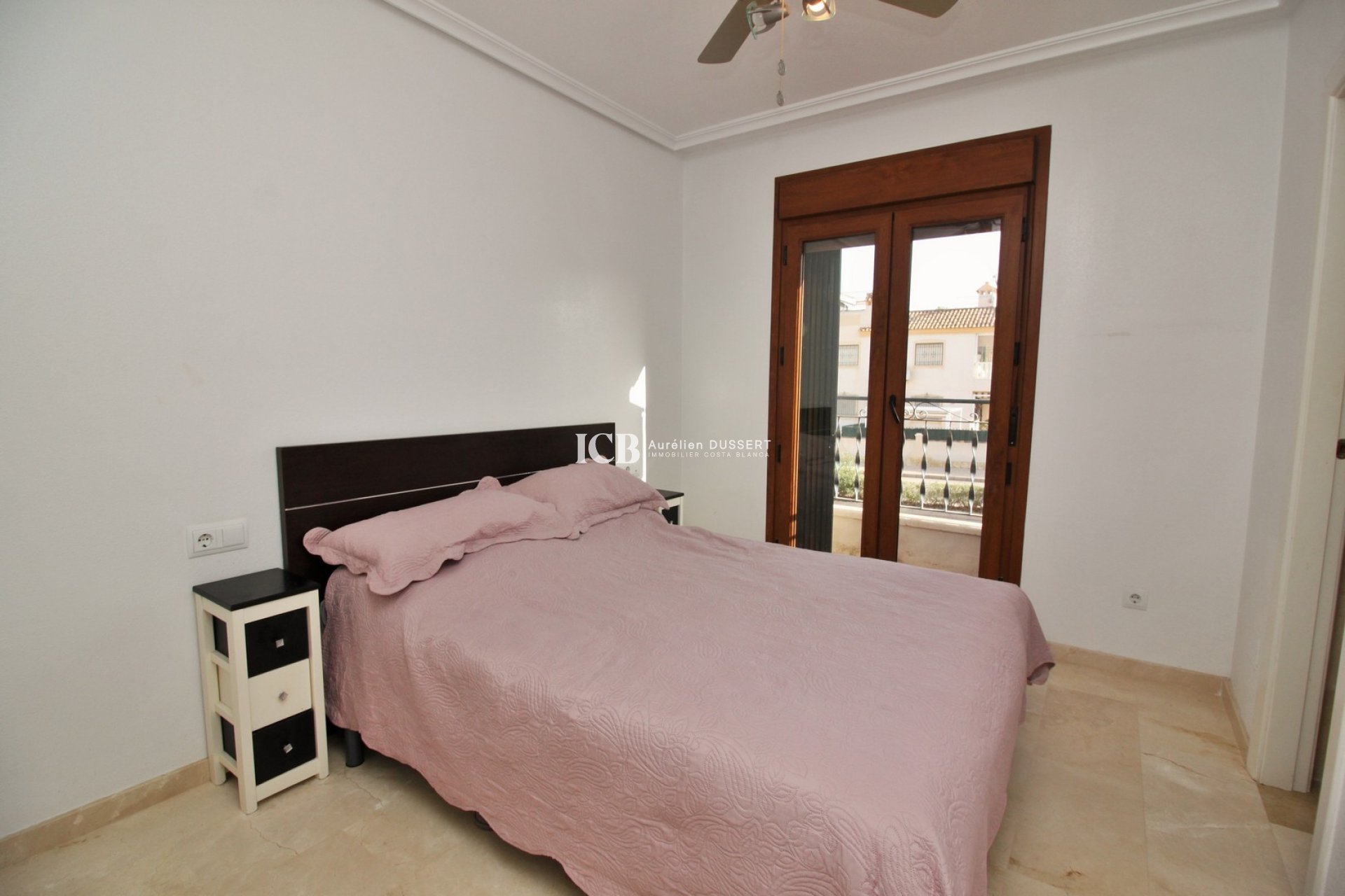 Resale - Apartment / flat -
Orihuela Costa - Villamartín