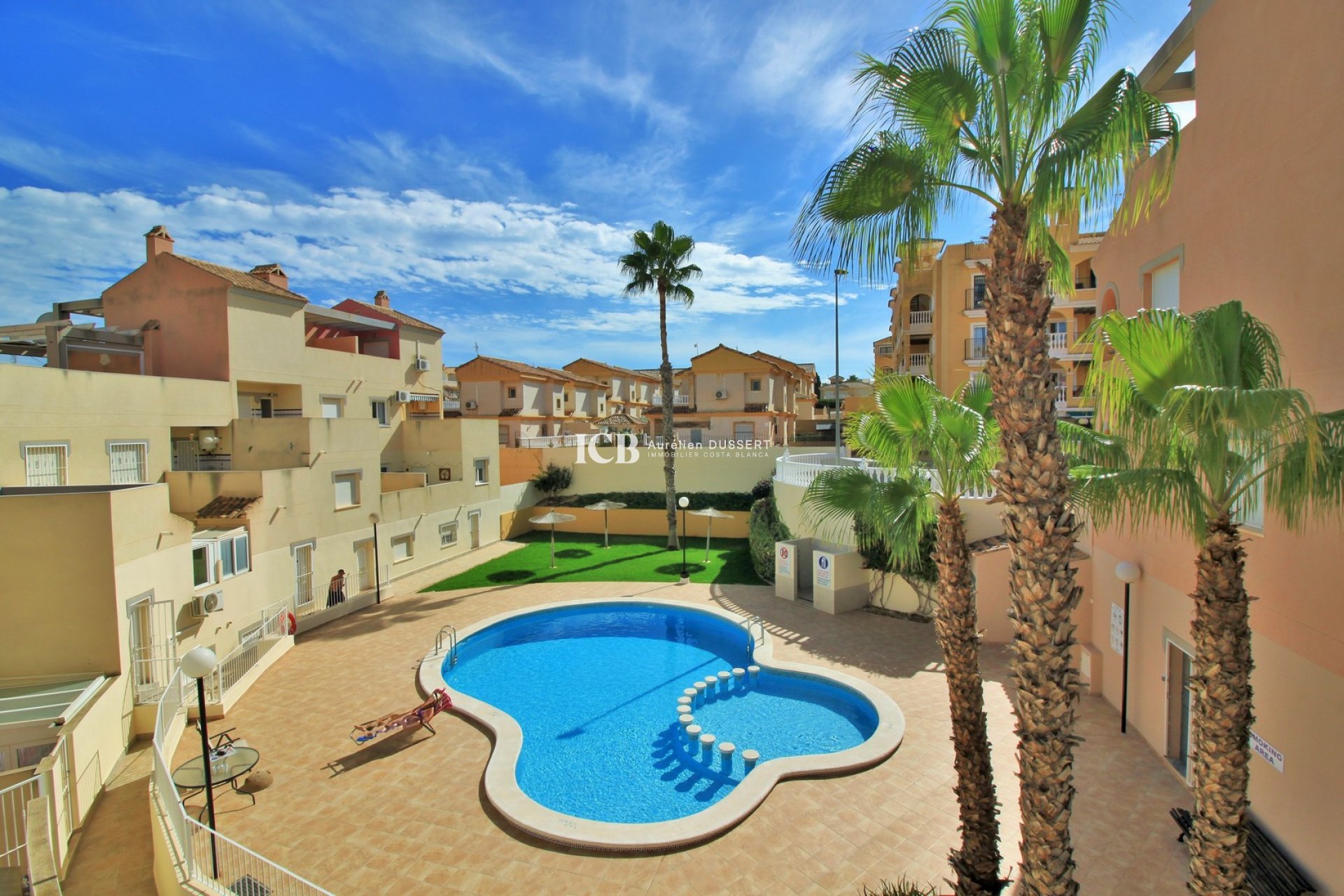 Resale - Apartment / flat -
Orihuela Costa - Villamartín