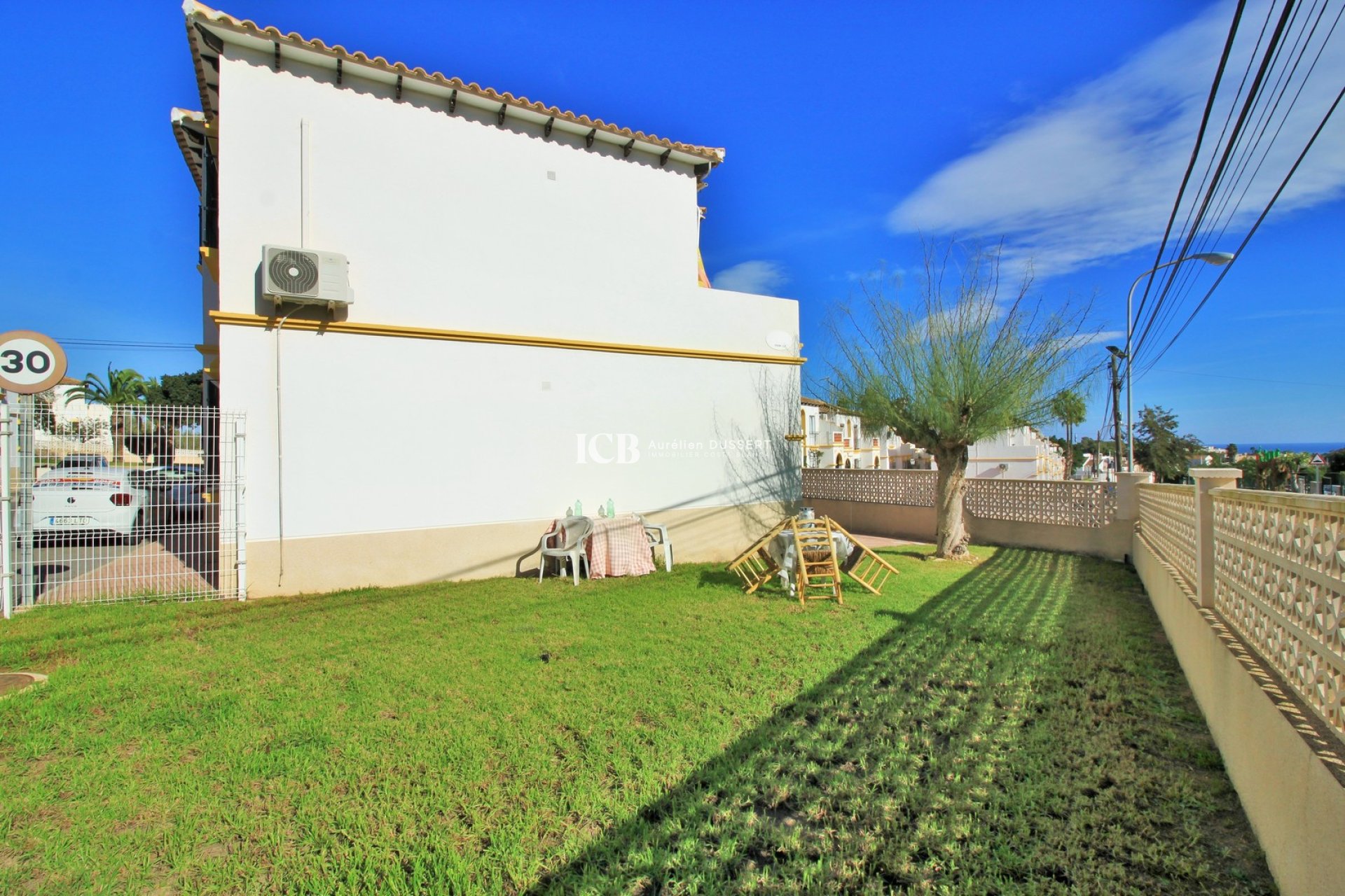 Resale - Apartment / flat -
Orihuela Costa - Villamartín