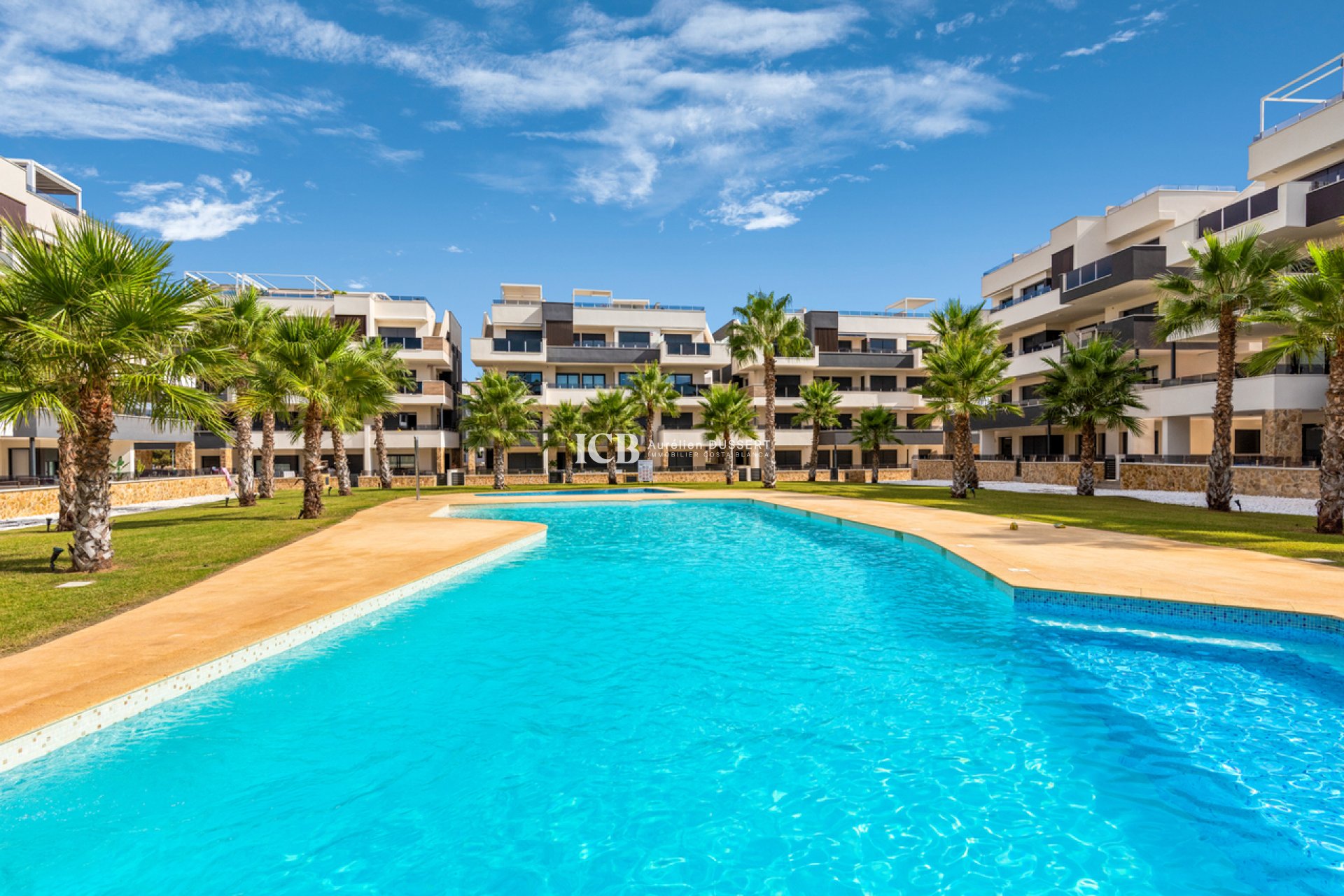 Resale - Apartment / flat -
Orihuela Costa - Villamartín