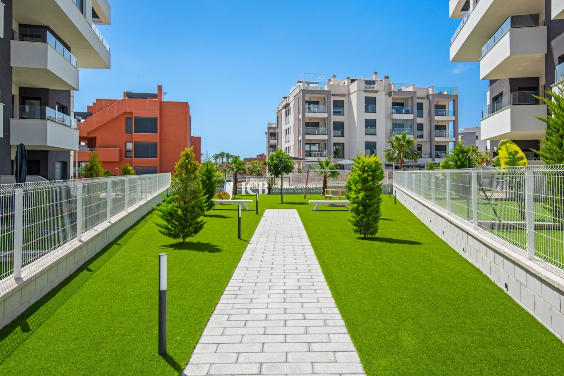 Resale - Apartment / flat -
Orihuela Costa - Villamartín