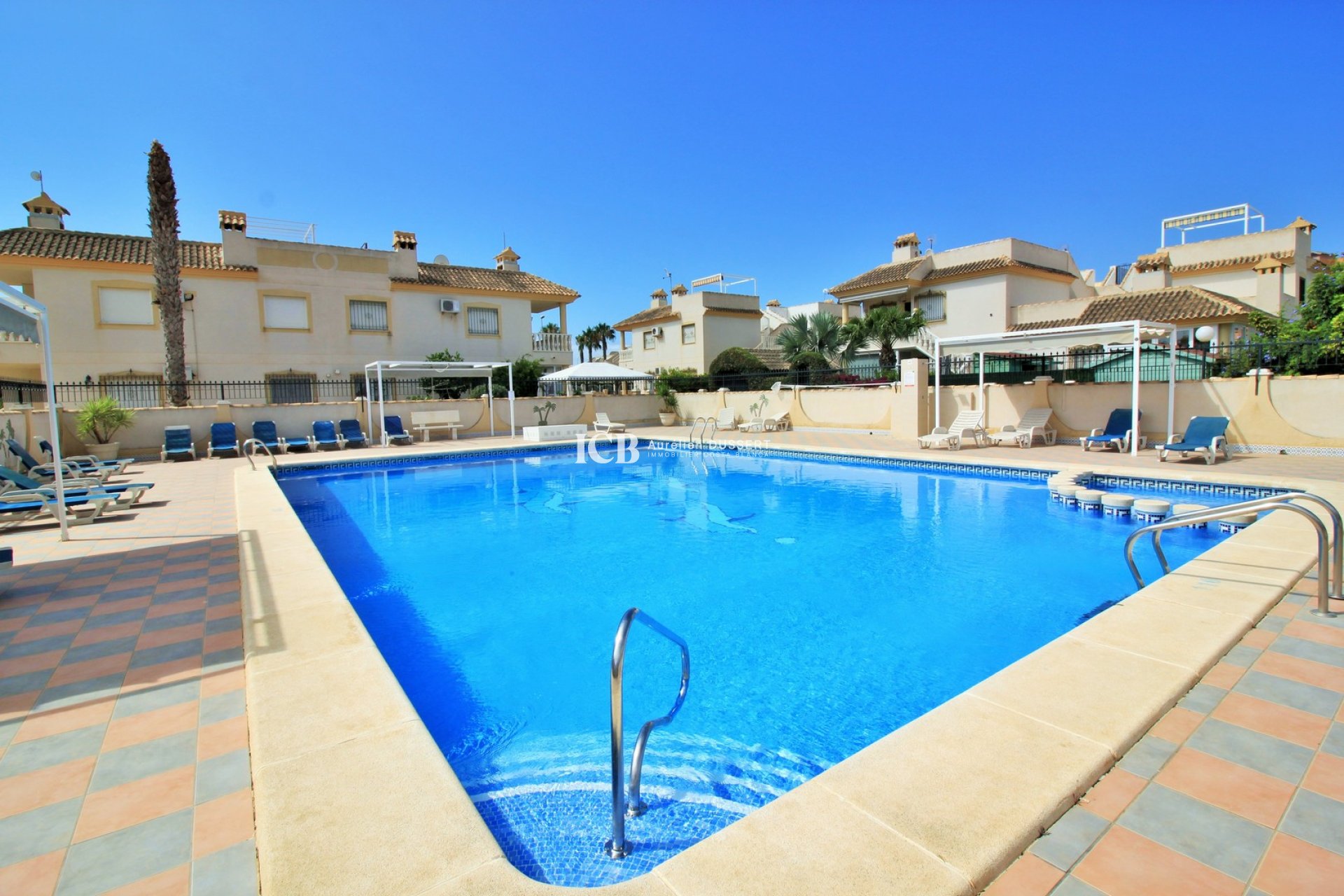 Resale - Apartment / flat -
Orihuela Costa - Villamartín