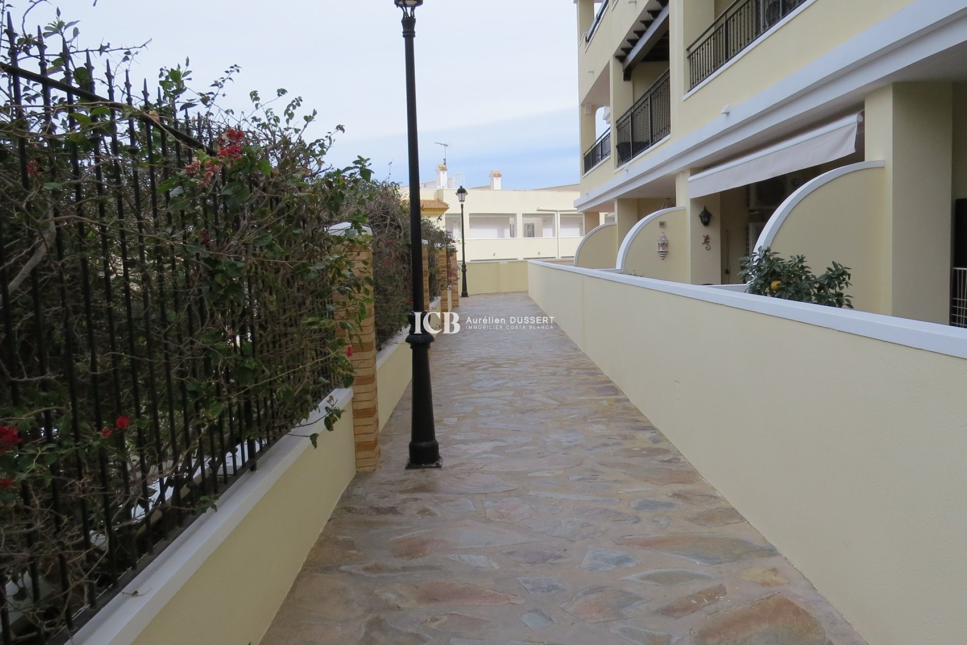 Resale - Apartment / flat -
Orihuela Costa - Villamartín