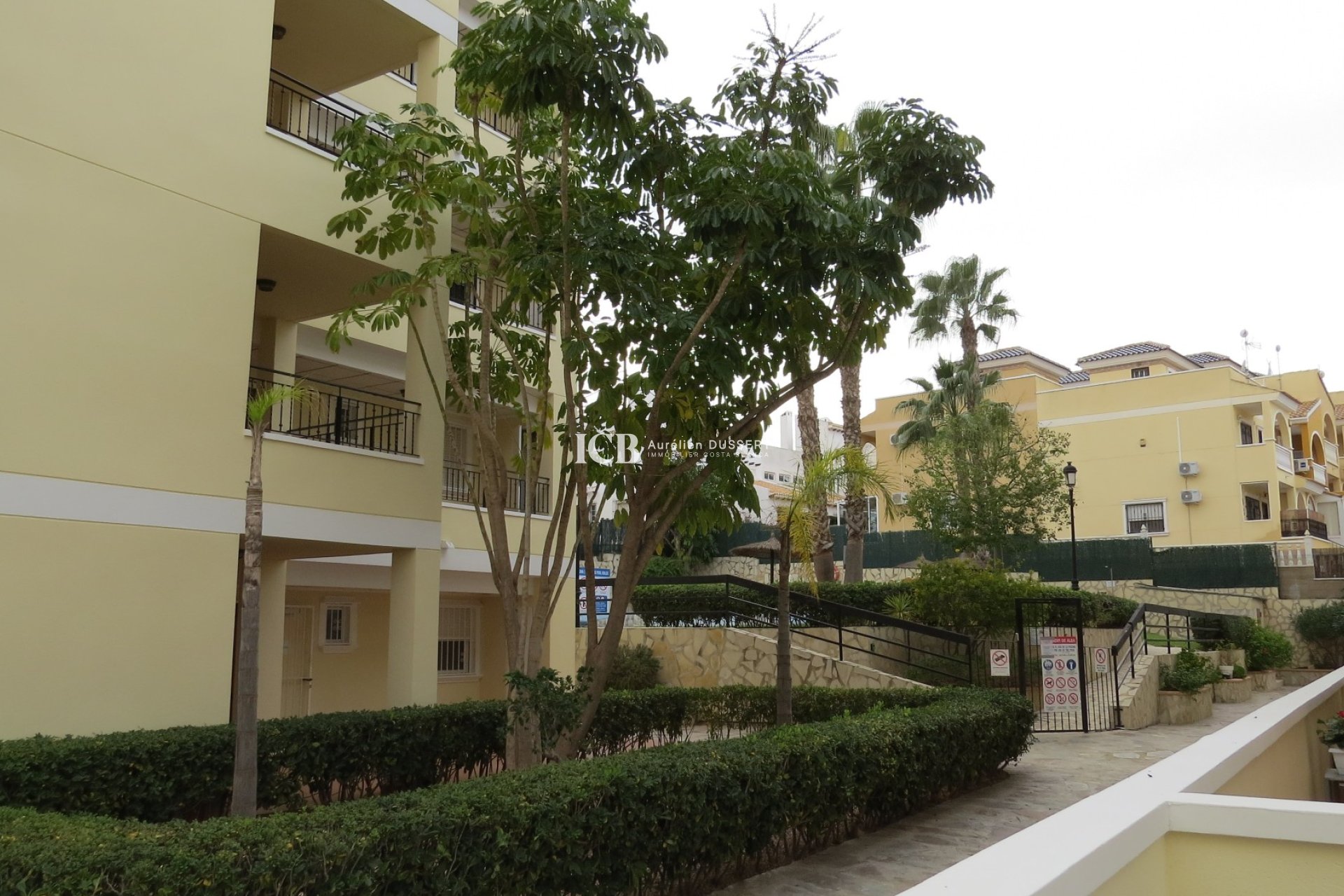 Resale - Apartment / flat -
Orihuela Costa - Villamartín