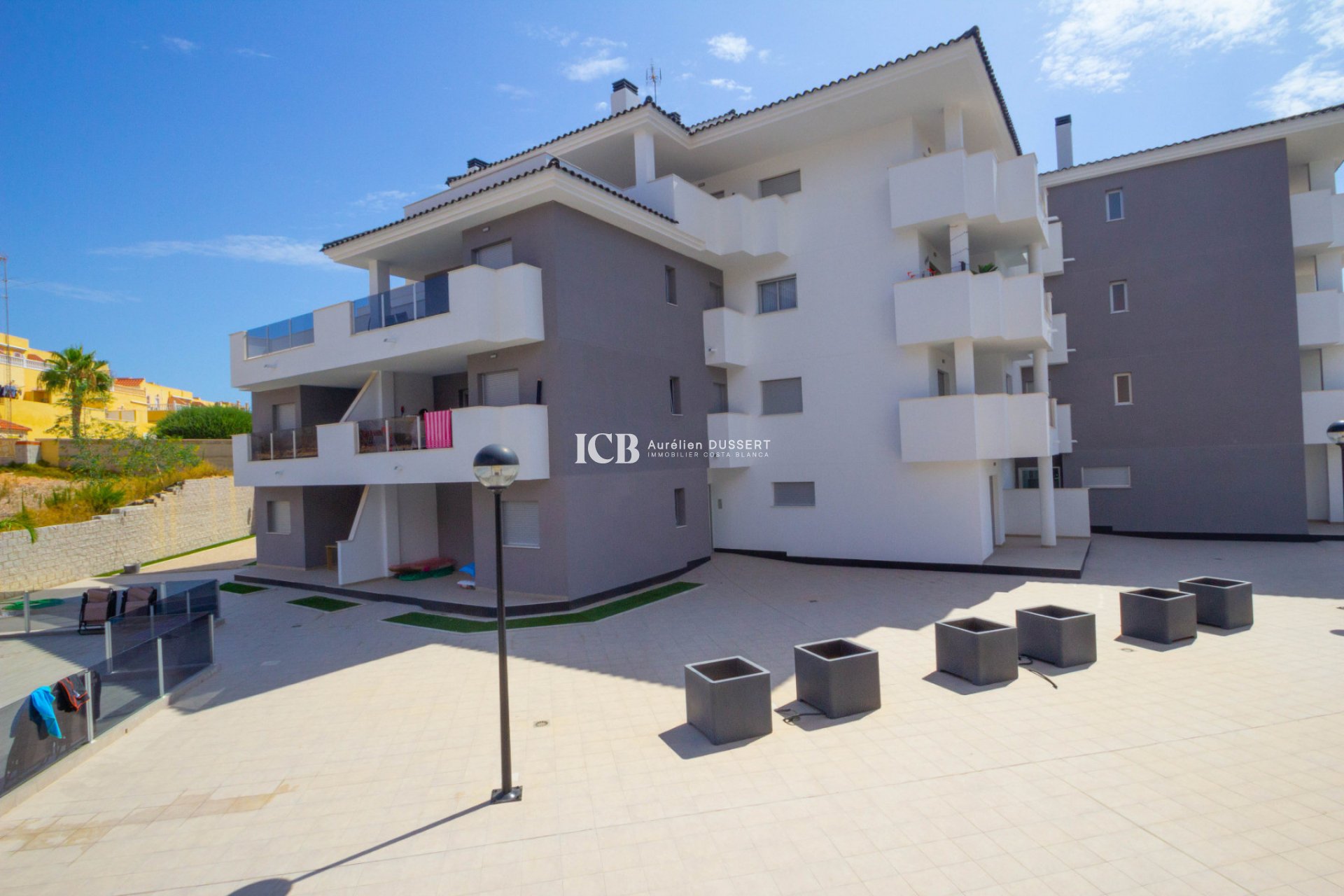 Resale - Apartment / flat -
Orihuela Costa - Villamartín