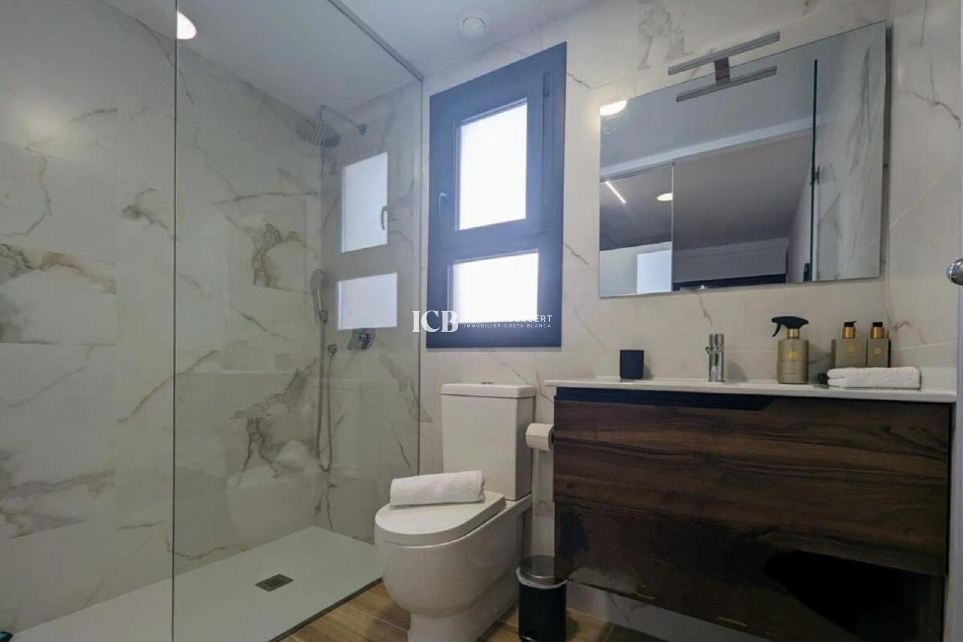 Resale - Apartment / flat -
Orihuela Costa - Villamartín