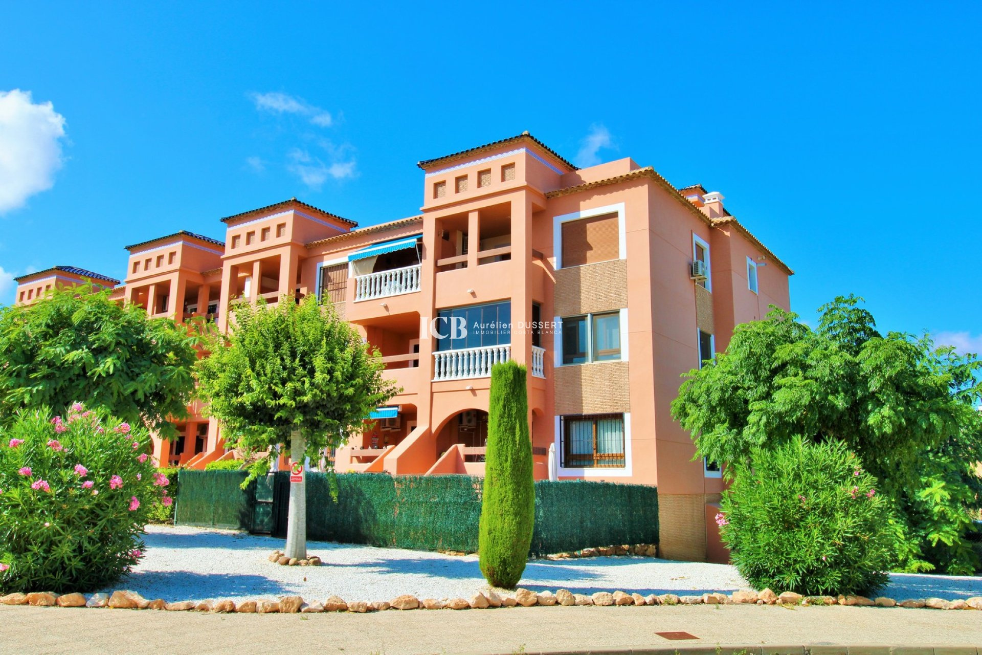 Resale - Apartment / flat -
Orihuela Costa - Villamartín