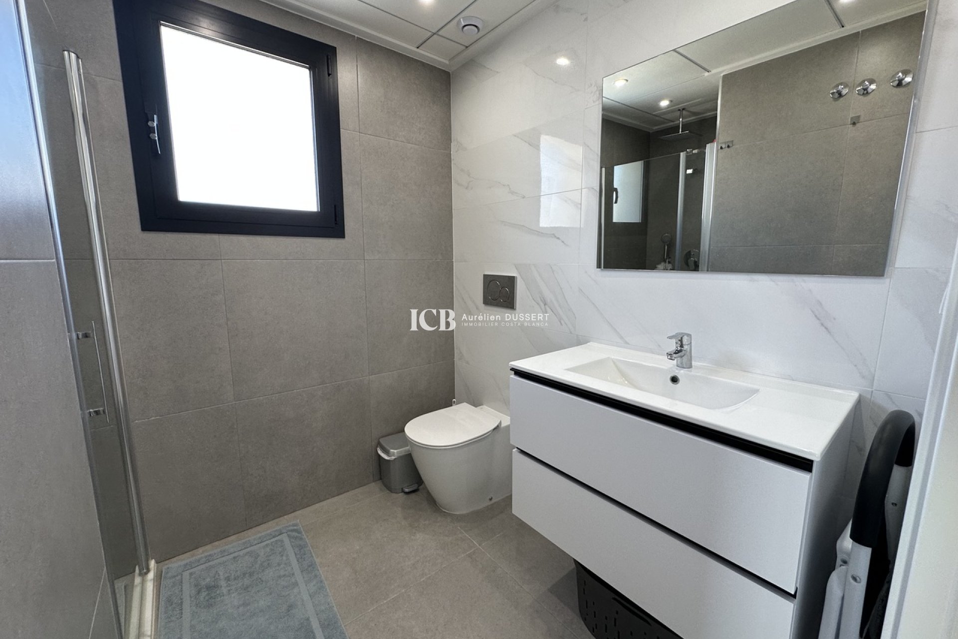 Resale - Apartment / flat -
Orihuela Costa - Villamartín