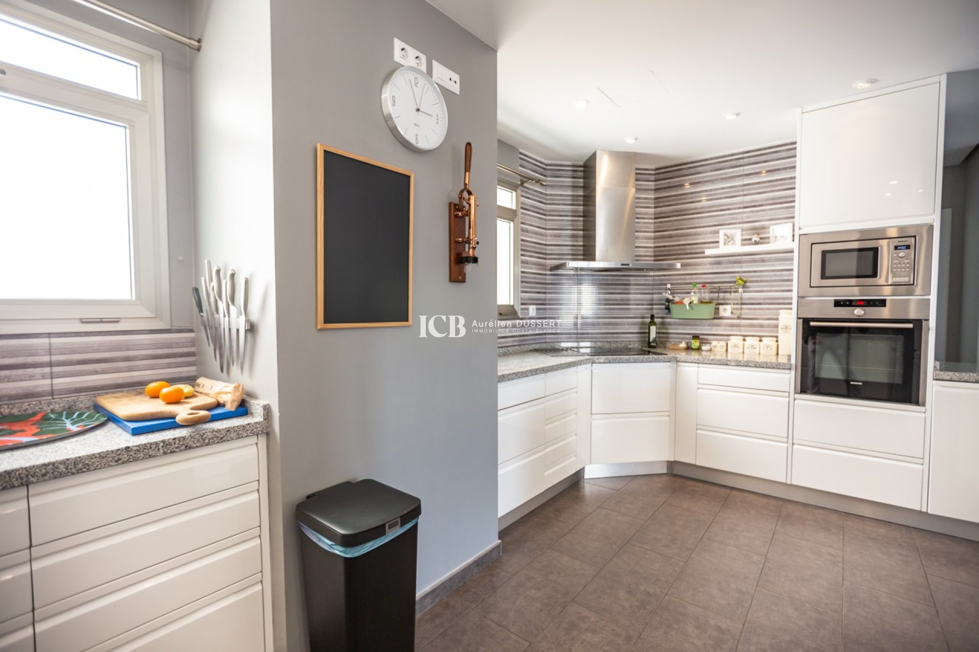 Resale - Apartment / flat -
Orihuela Costa - Villamartín