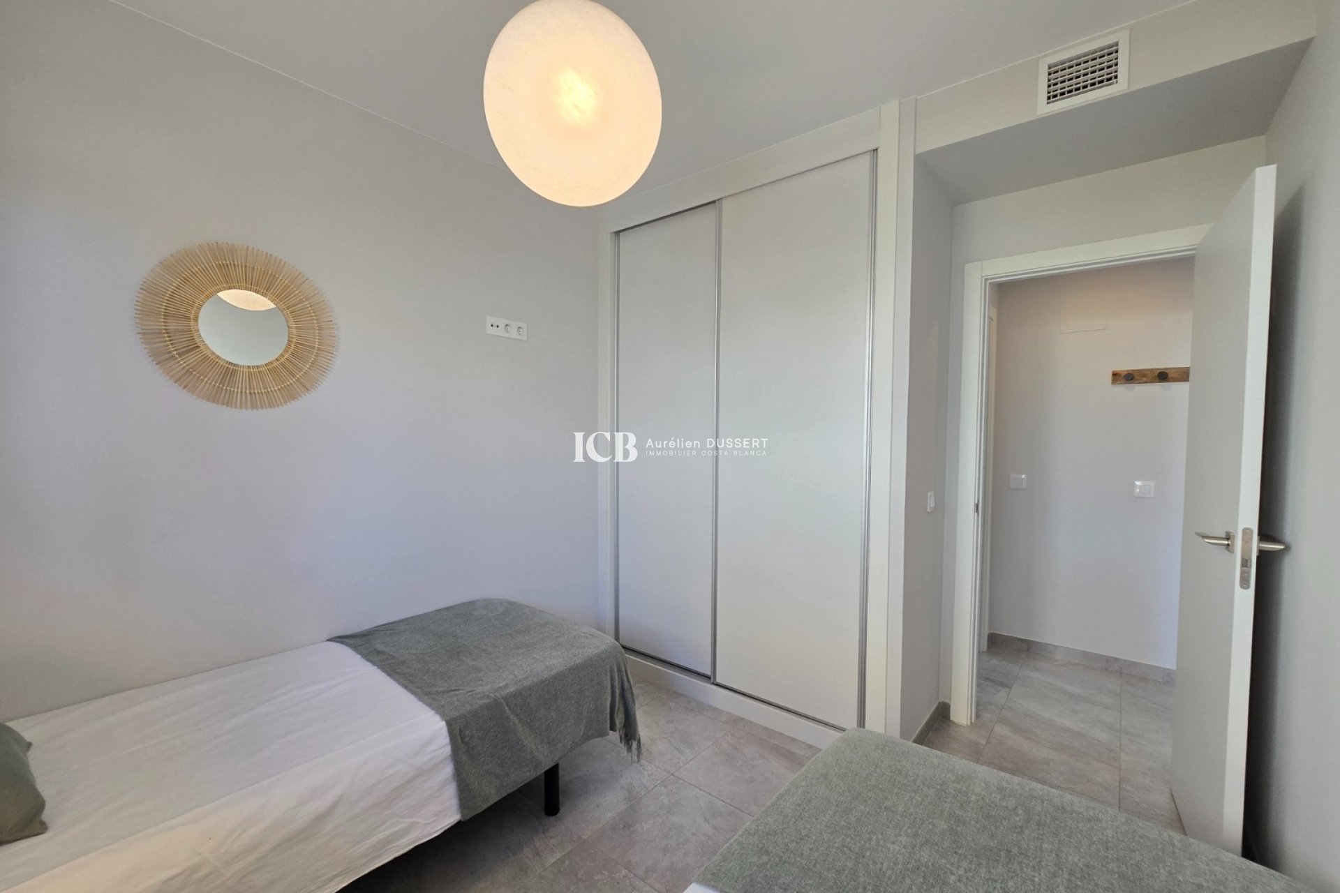 Resale - Apartment / flat -
Orihuela Costa - Villamartín