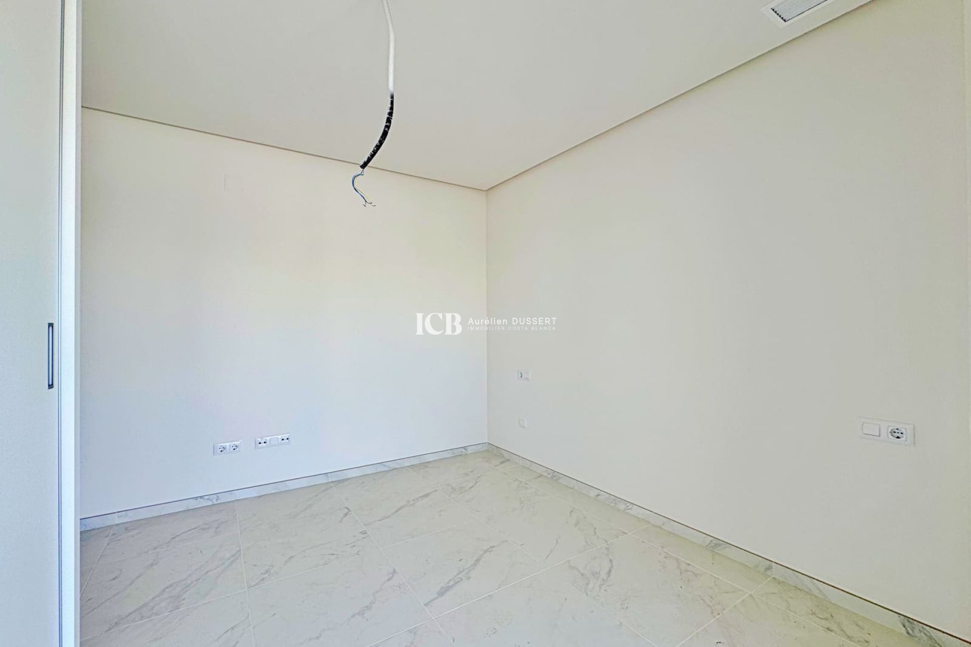 Resale - Apartment / flat -
Orihuela Costa - Villamartín