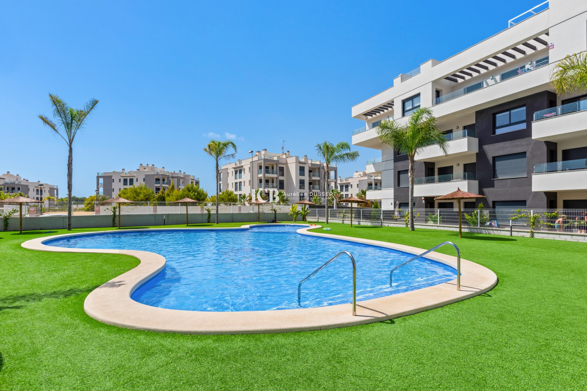Resale - Apartment / flat -
Orihuela Costa - Villamartín
