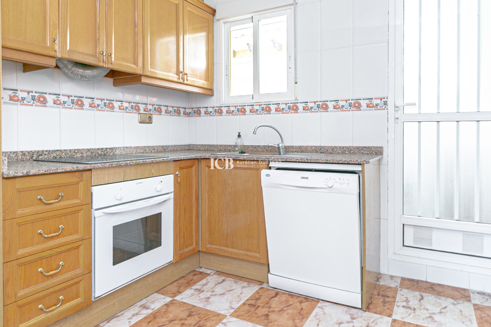 Resale - Apartment / flat -
Orihuela Costa - Villamartín