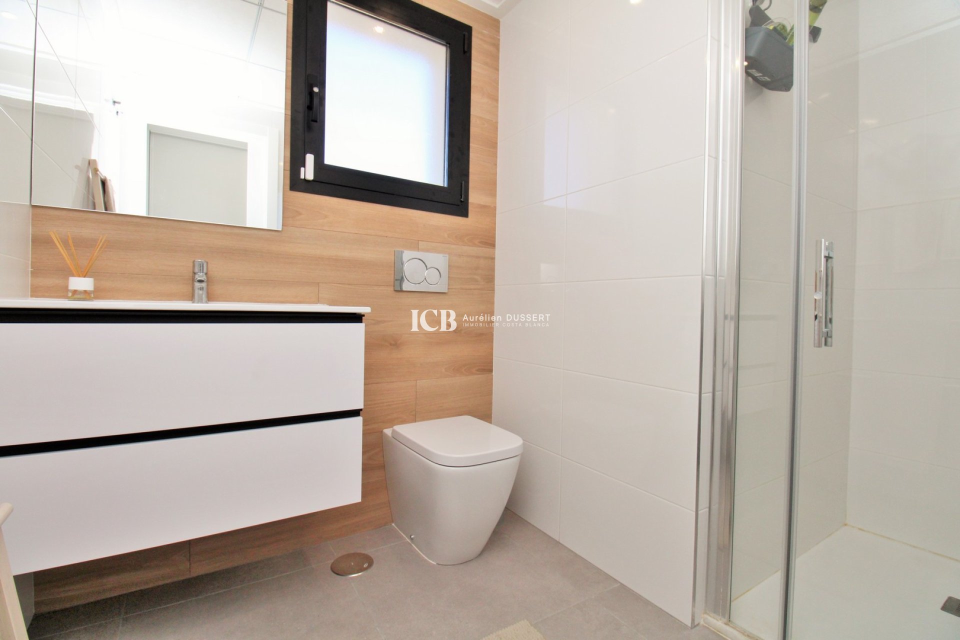 Resale - Apartment / flat -
Orihuela Costa - Villamartín