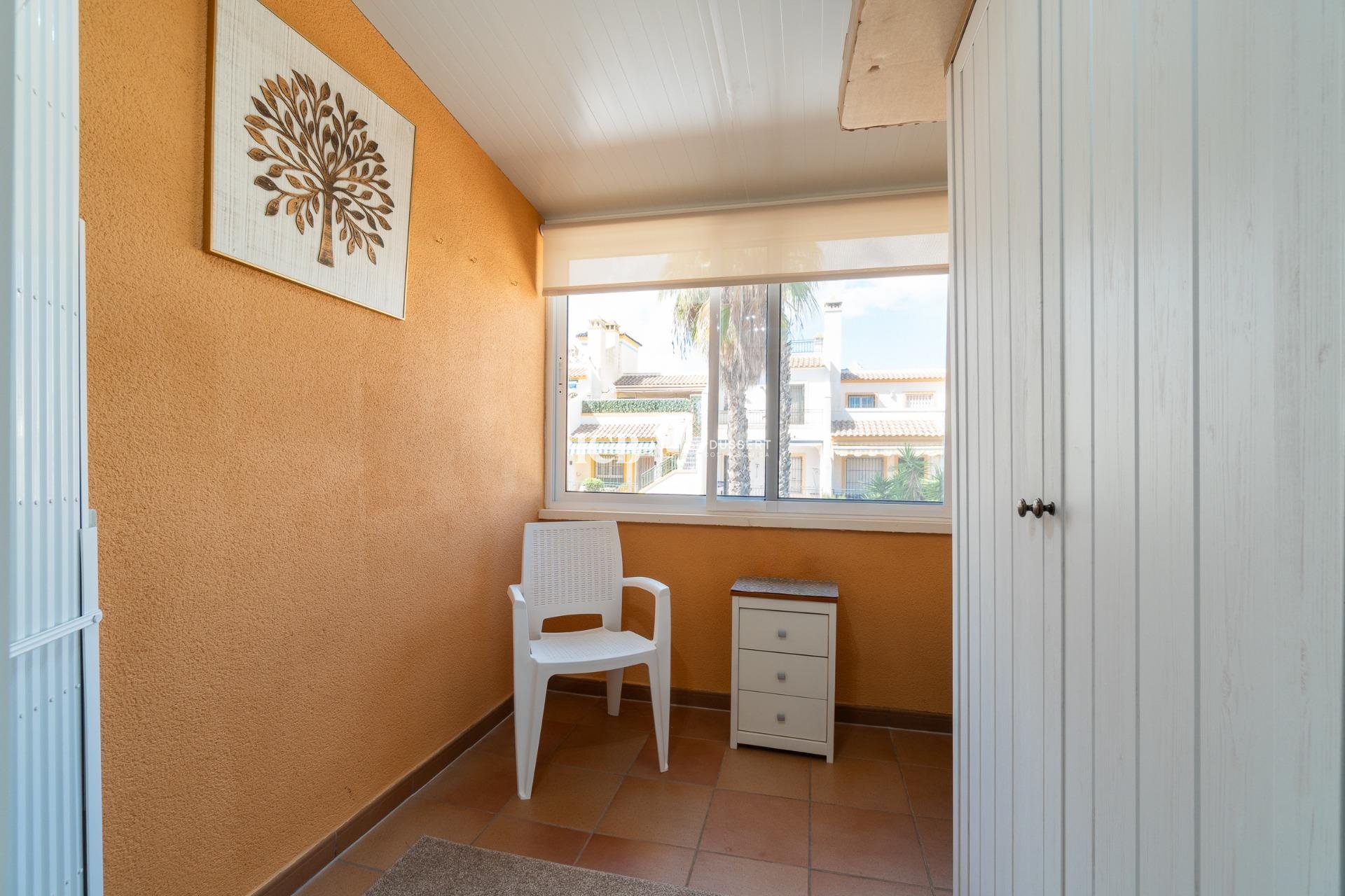 Resale - Apartment / flat -
Orihuela Costa - Villamartin
