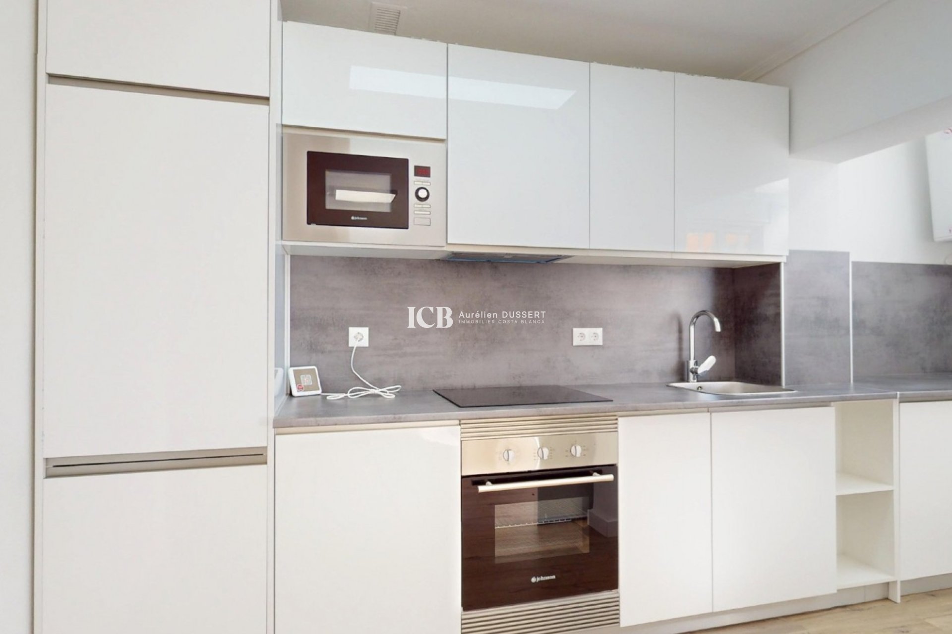 Resale - Apartment / flat -
Orihuela Costa - Villamartín