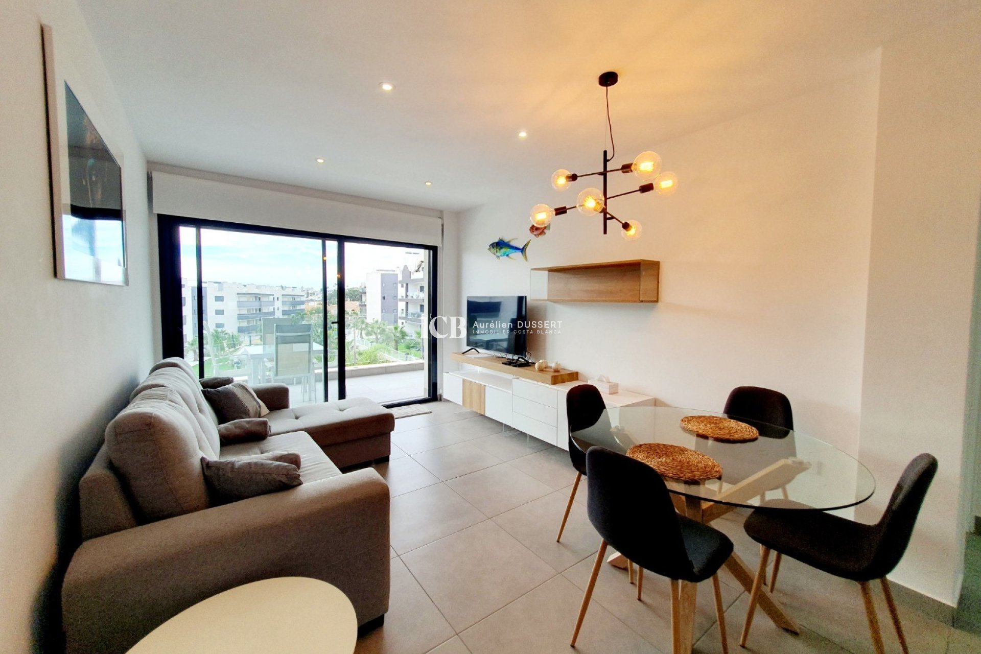 Resale - Apartment / flat -
Orihuela Costa - Villamartín