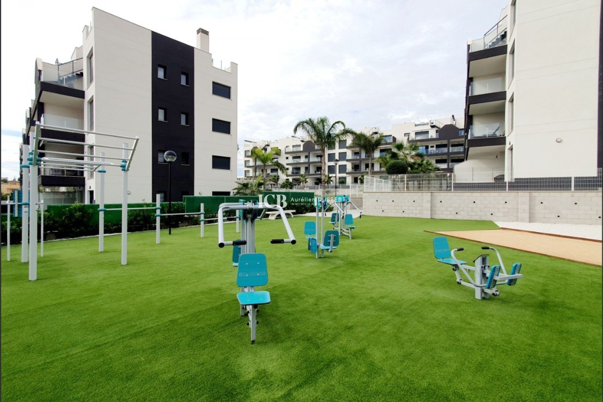 Resale - Apartment / flat -
Orihuela Costa - Villamartín