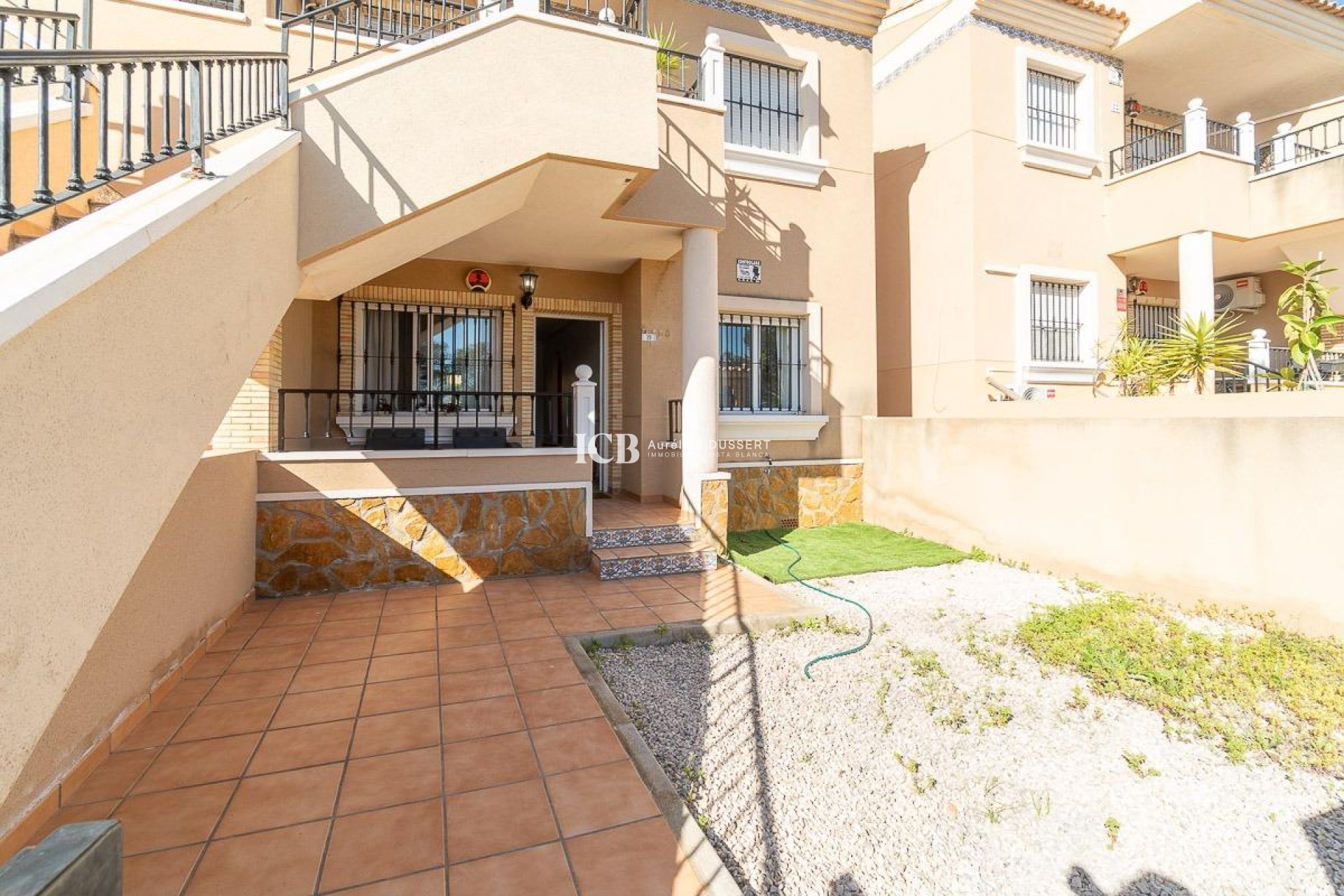 Resale - Apartment / flat -
Orihuela Costa - Villamartín