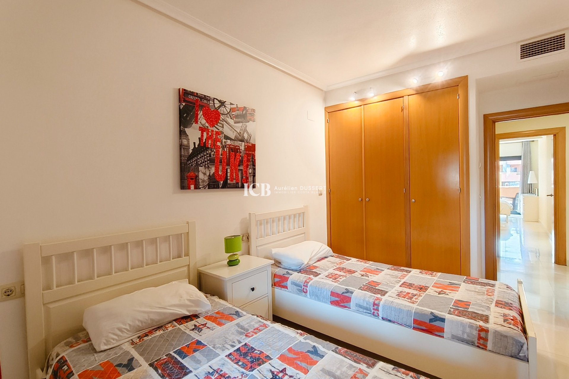 Resale - Apartment / flat -
Orihuela Costa - Villamartín