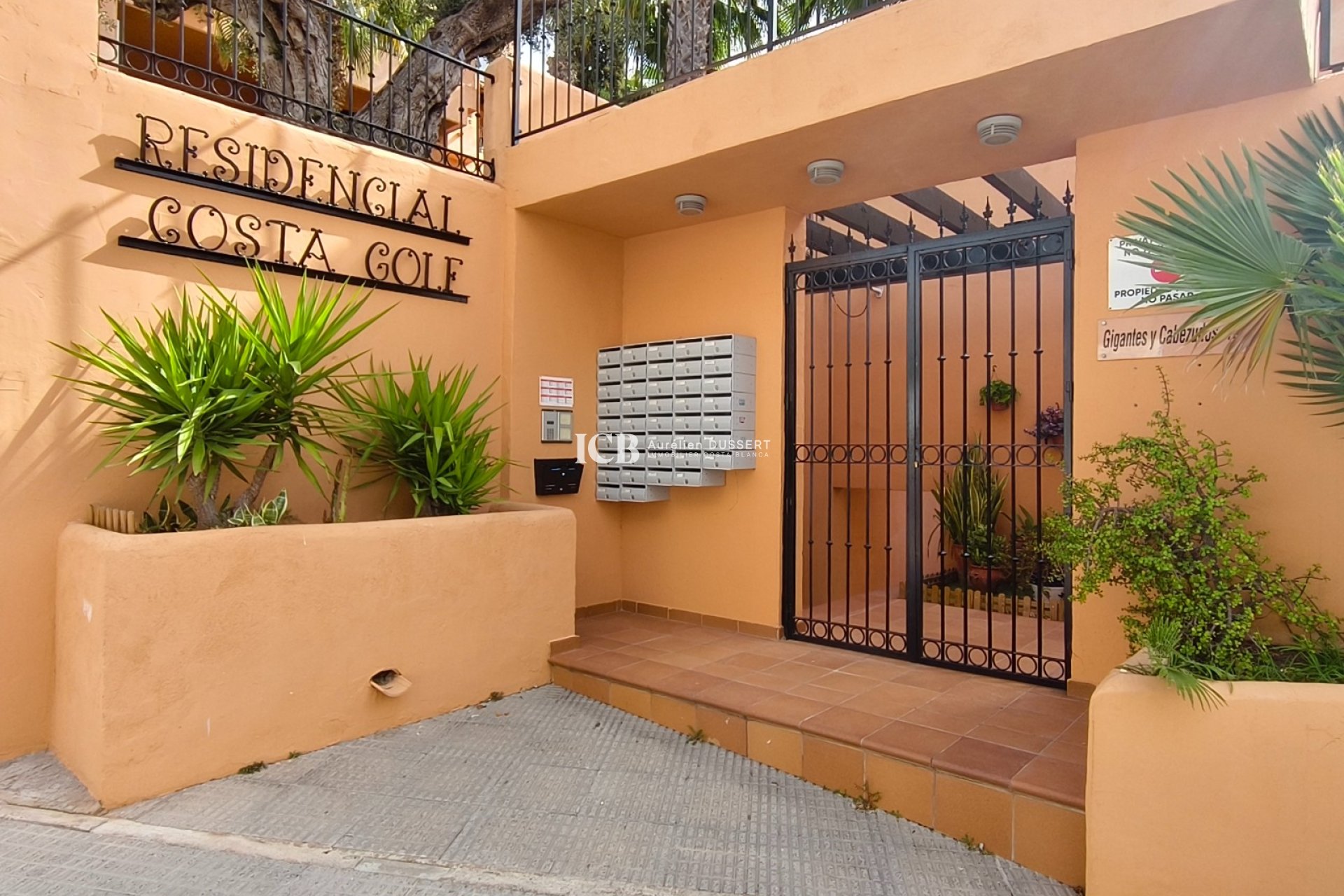 Resale - Apartment / flat -
Orihuela Costa - Villamartín