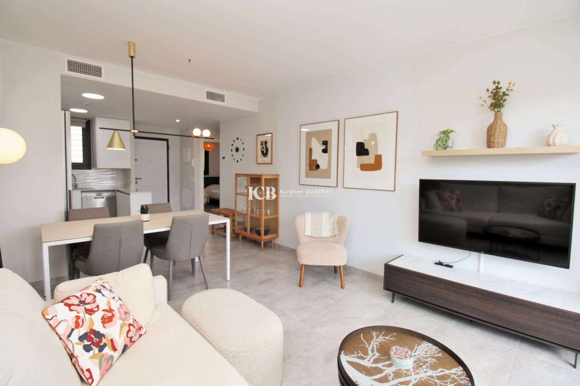 Resale - Apartment / flat -
Orihuela Costa - Villamartín