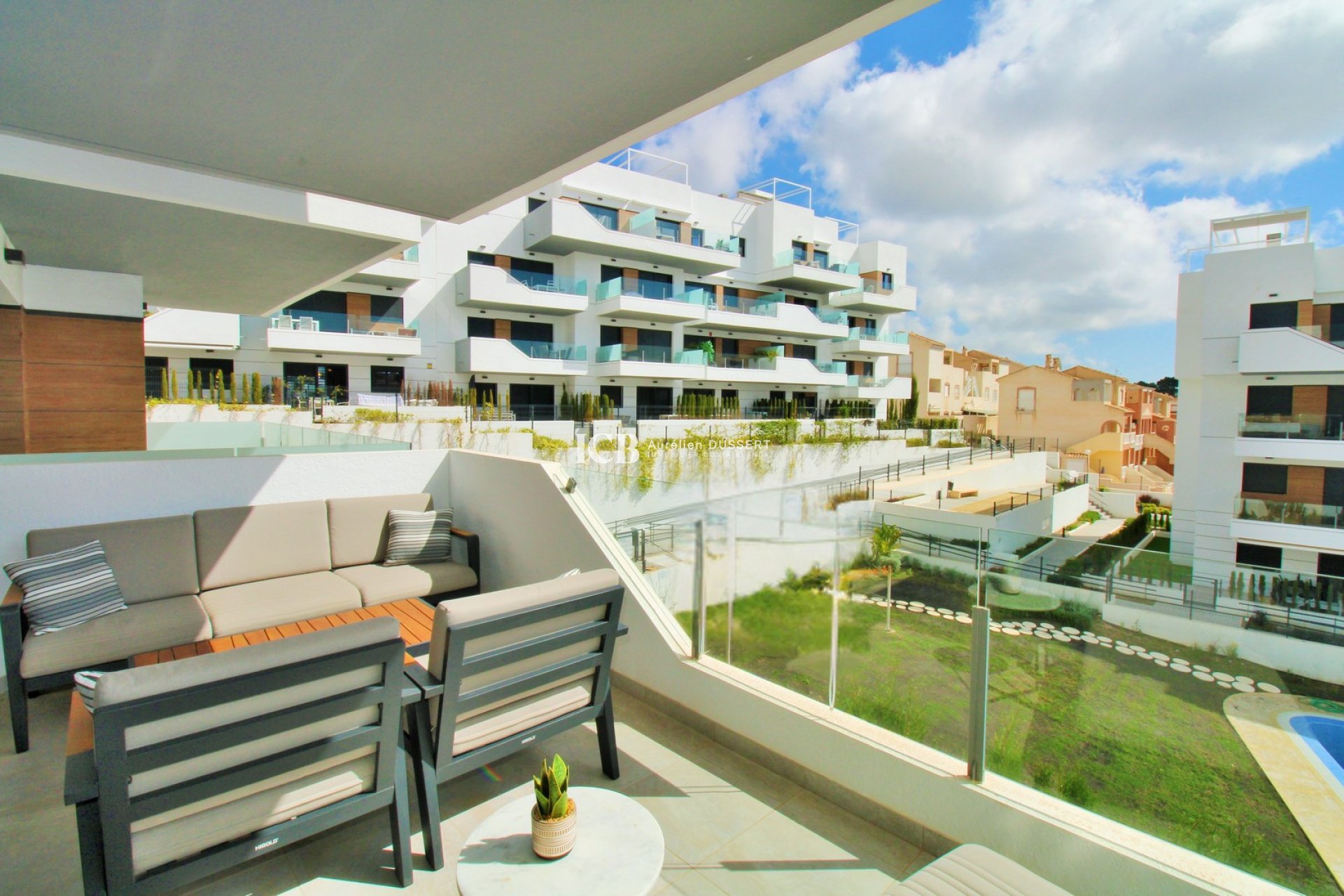 Resale - Apartment / flat -
Orihuela Costa - Villamartín