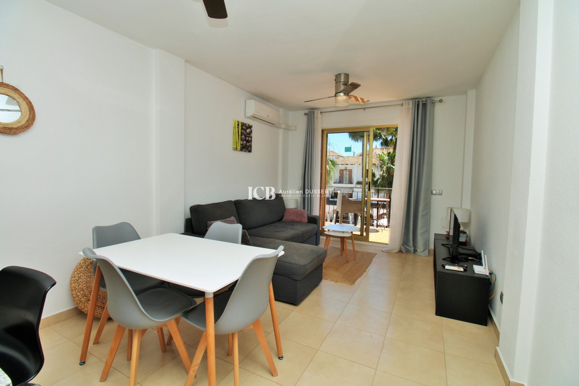 Resale - Apartment / flat -
Orihuela Costa - Villamartín