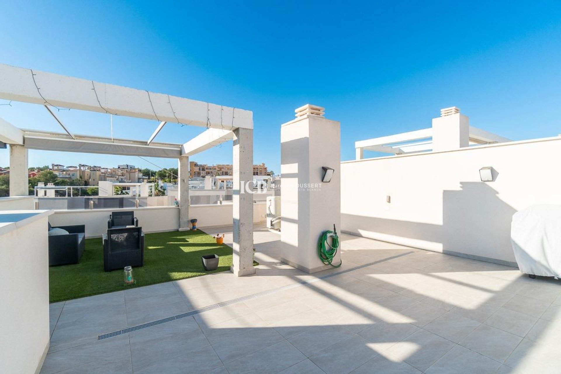 Resale - Apartment / flat -
Orihuela Costa - Villamartín