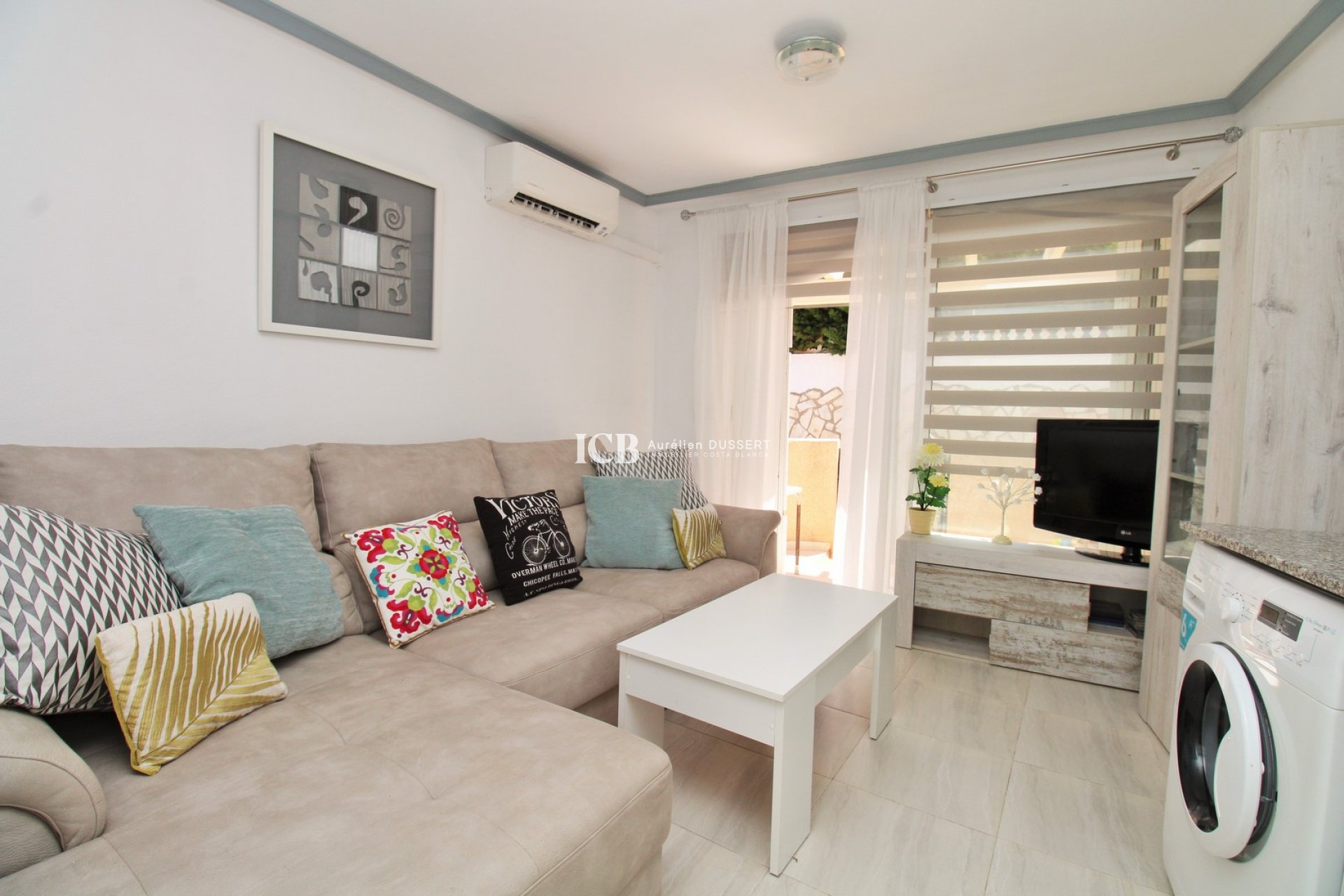 Resale - Apartment / flat -
Orihuela Costa - Villamartín