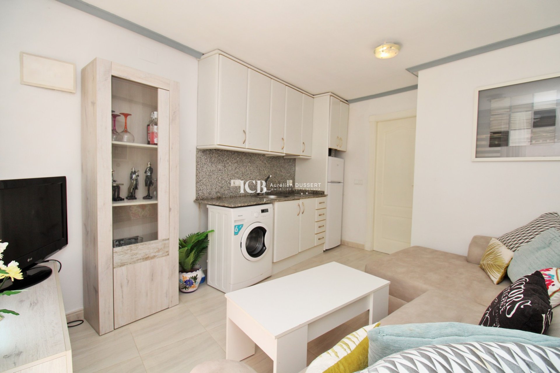 Resale - Apartment / flat -
Orihuela Costa - Villamartín