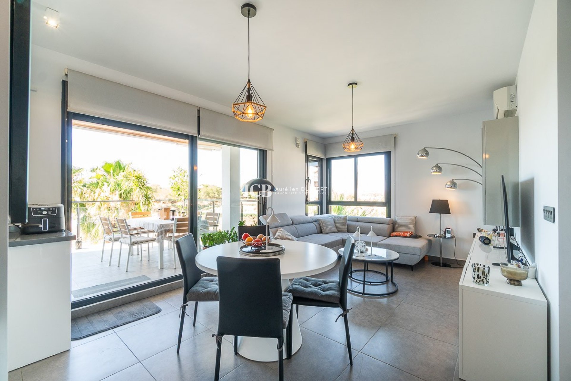Resale - Apartment / flat -
Orihuela Costa - Villamartín