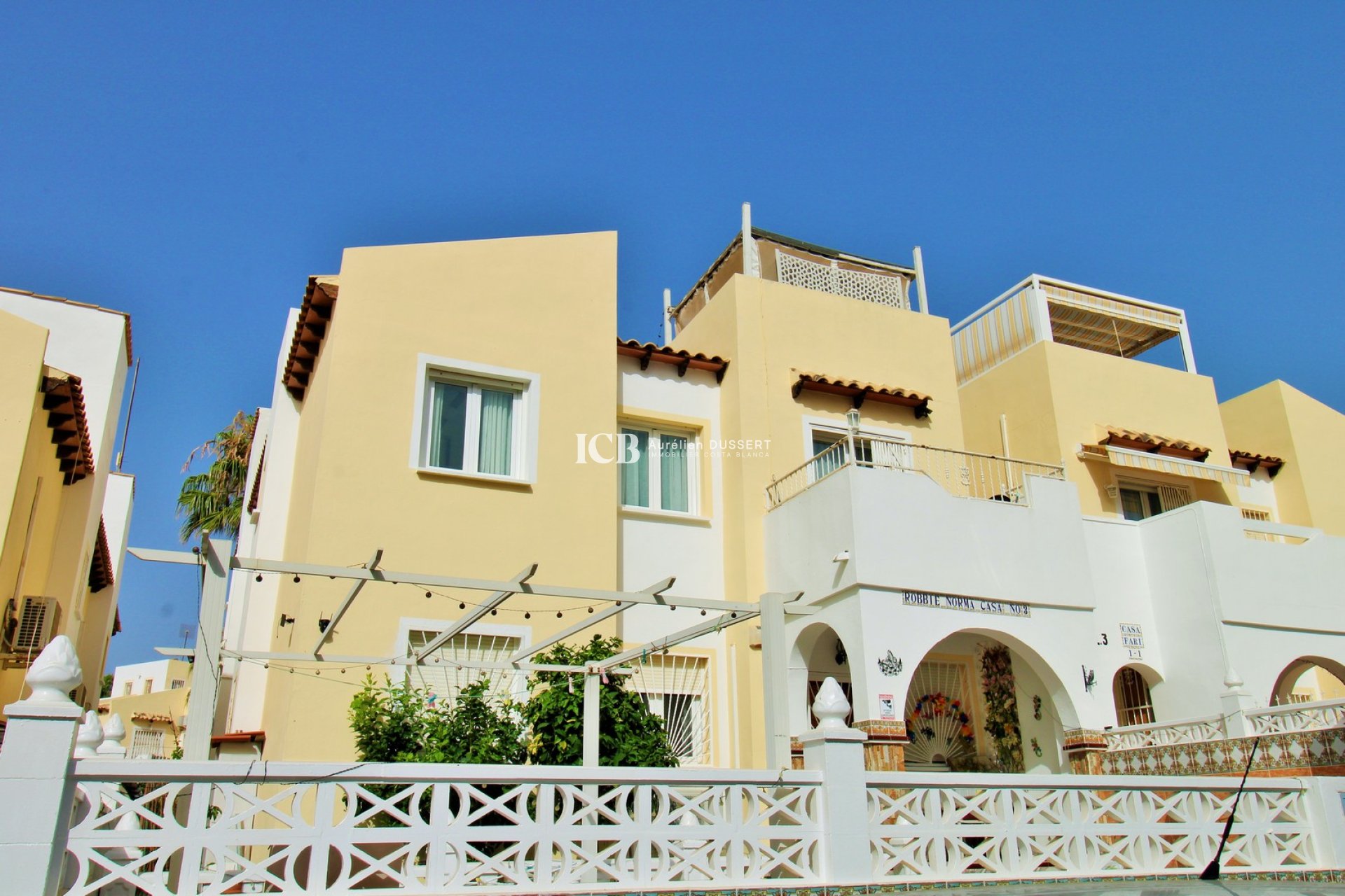 Resale - Apartment / flat -
Orihuela Costa - Villamartín