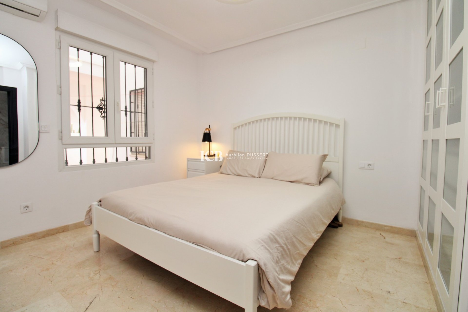 Resale - Apartment / flat -
Orihuela Costa - Villamartín