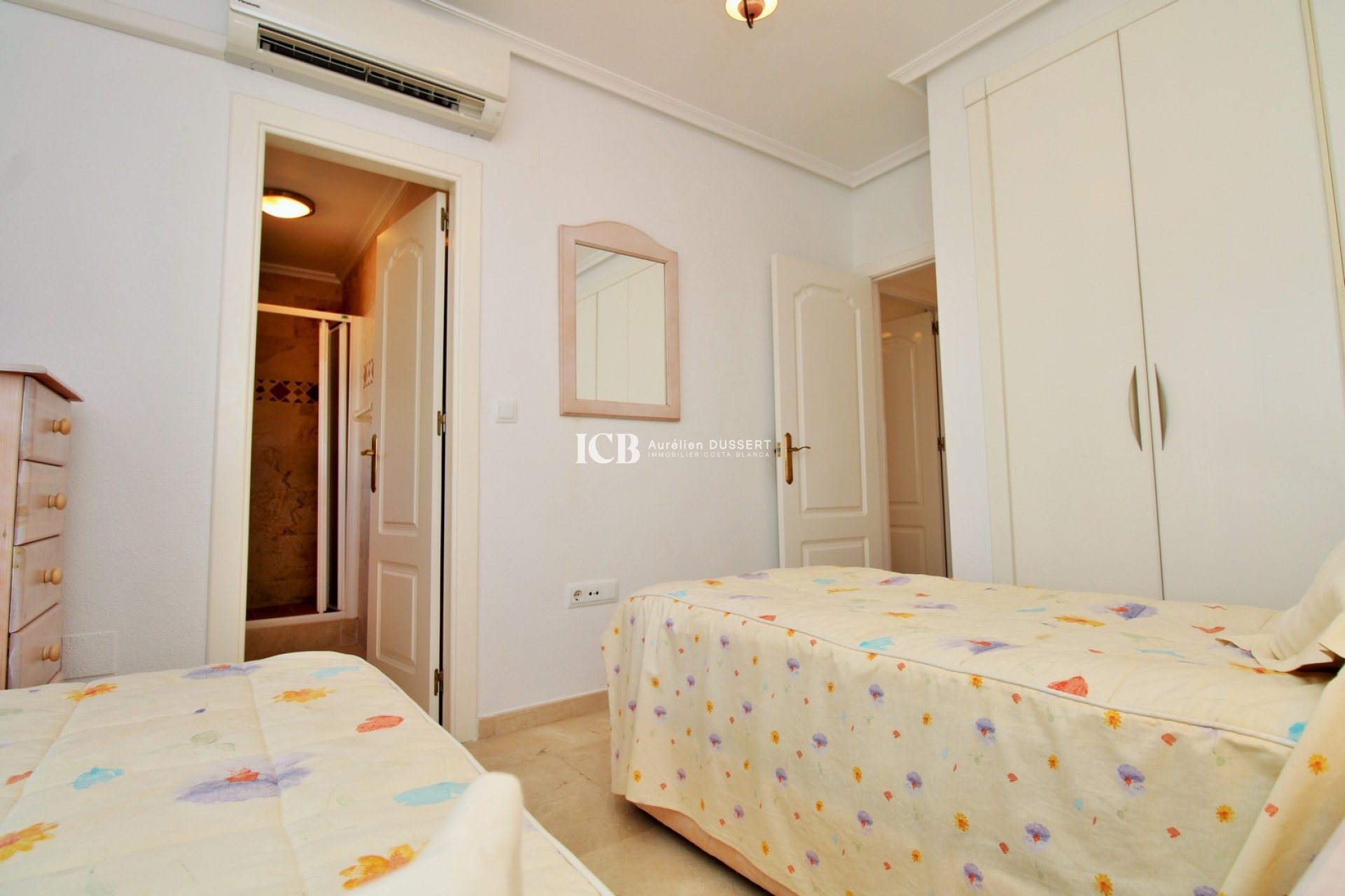 Resale - Apartment / flat -
Orihuela Costa - Villamartín