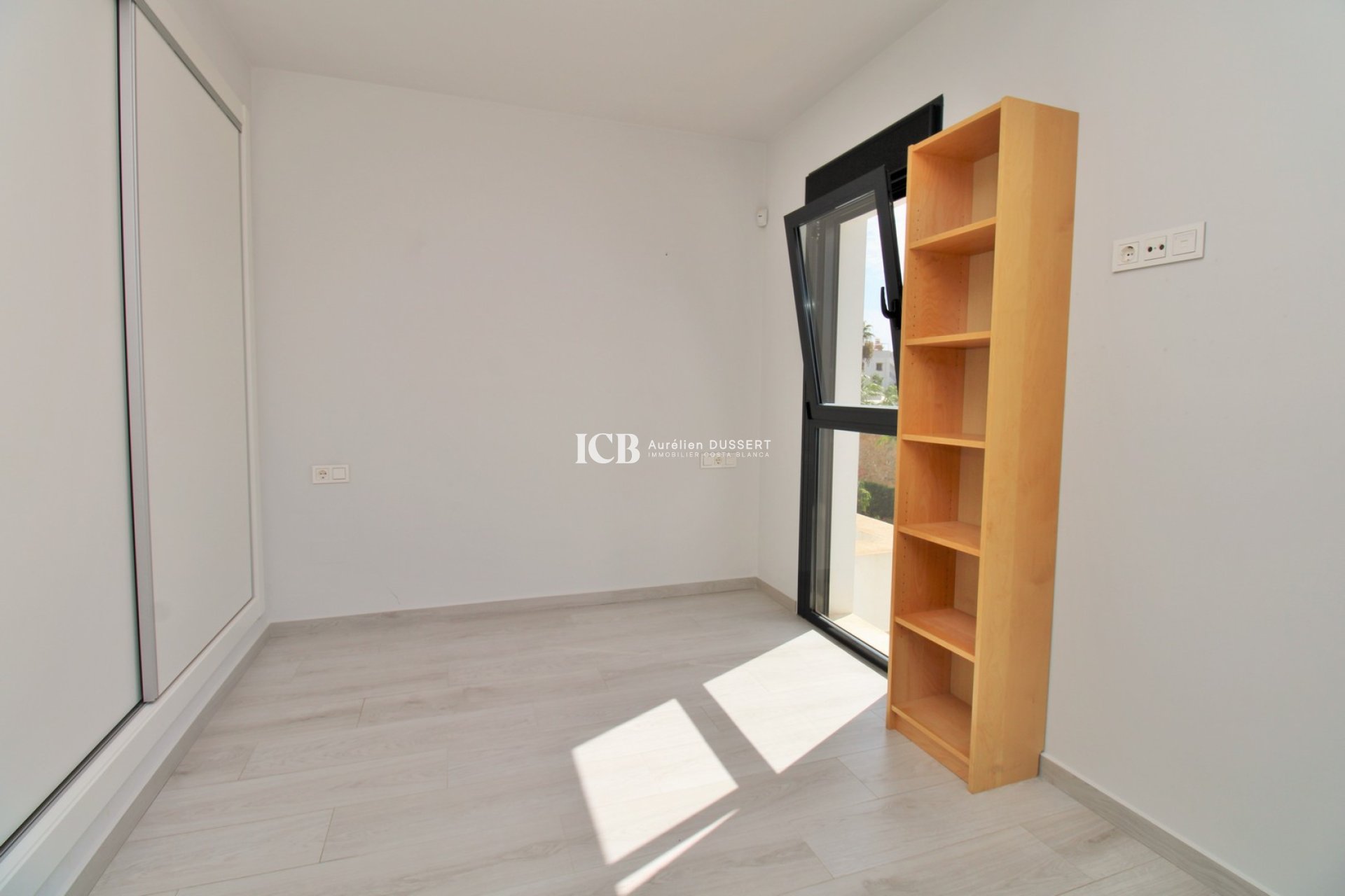 Resale - Apartment / flat -
Orihuela Costa - Villamartín