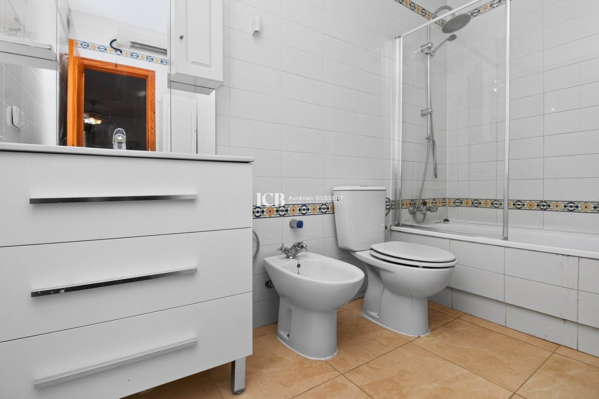 Resale - Apartment / flat -
Orihuela Costa - Villamartín