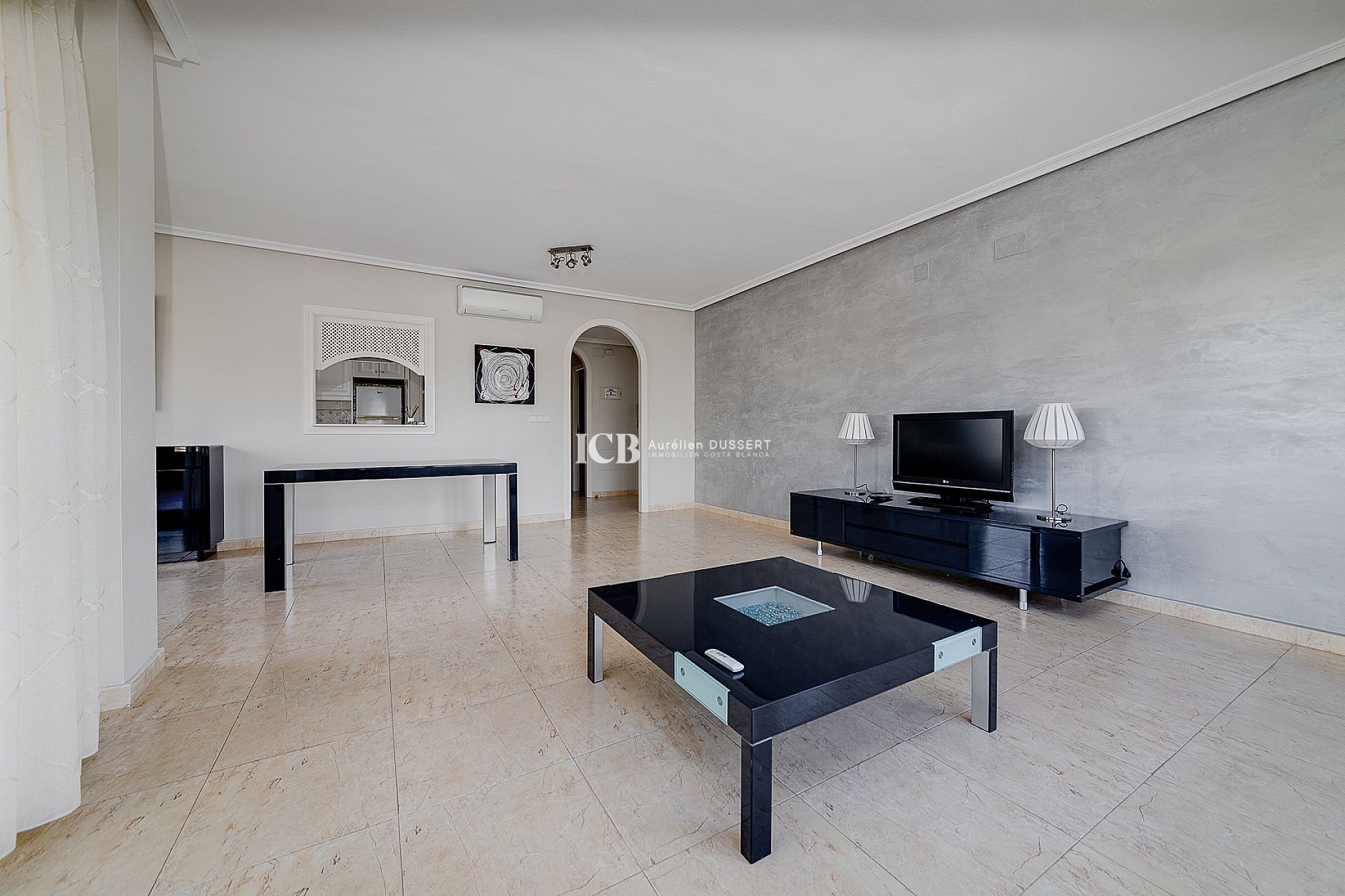 Resale - Apartment / flat -
Orihuela Costa