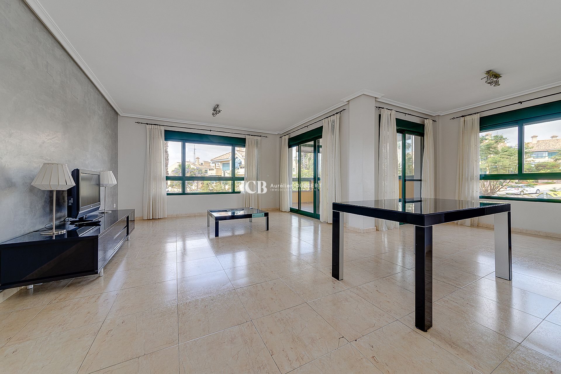 Resale - Apartment / flat -
Orihuela Costa