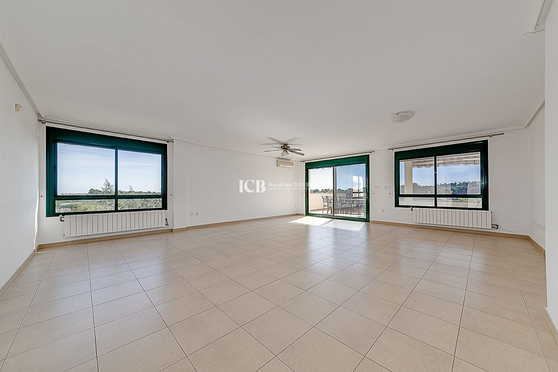 Resale - Apartment / flat -
Orihuela Costa