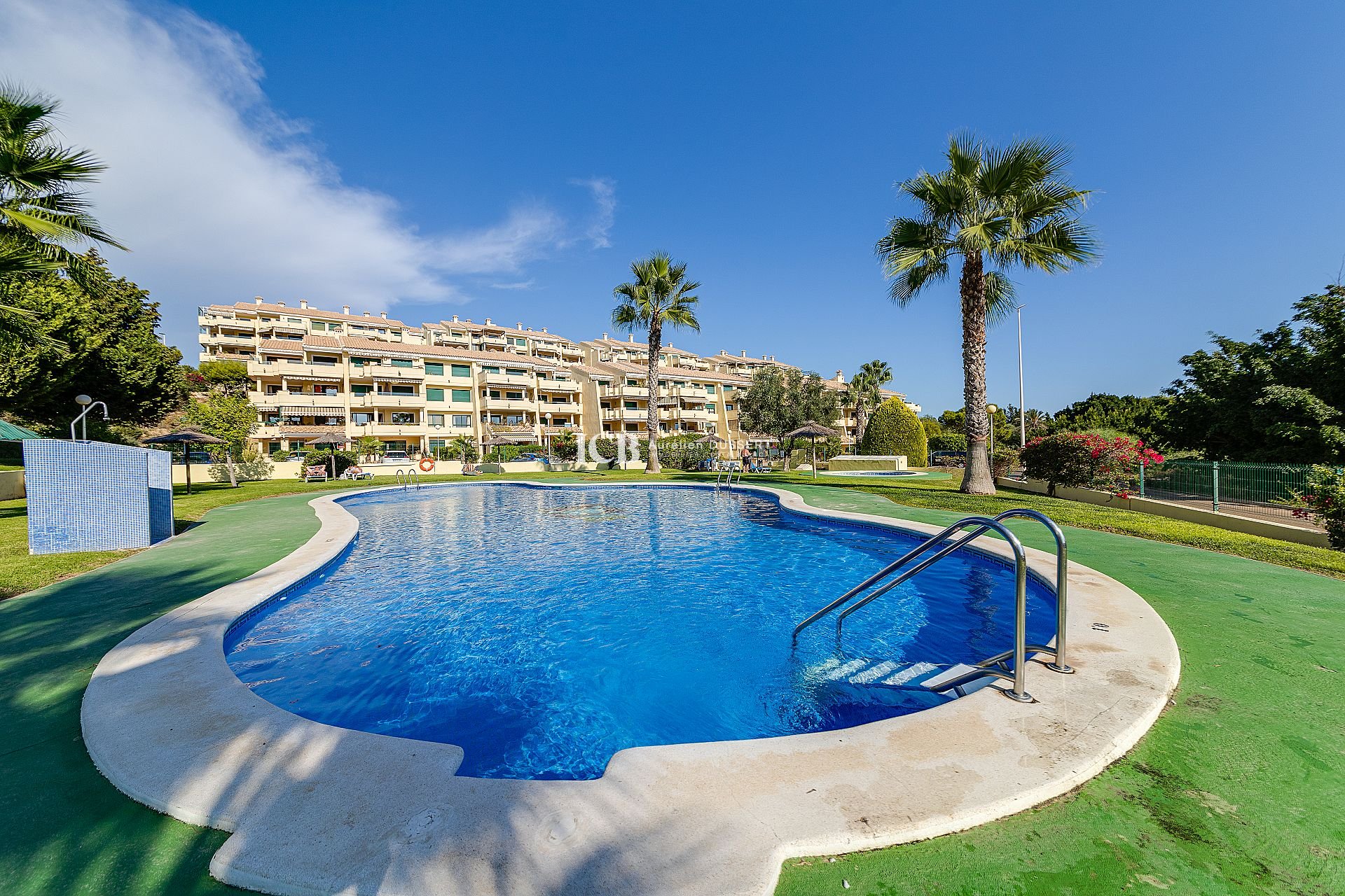 Resale - Apartment / flat -
Orihuela Costa