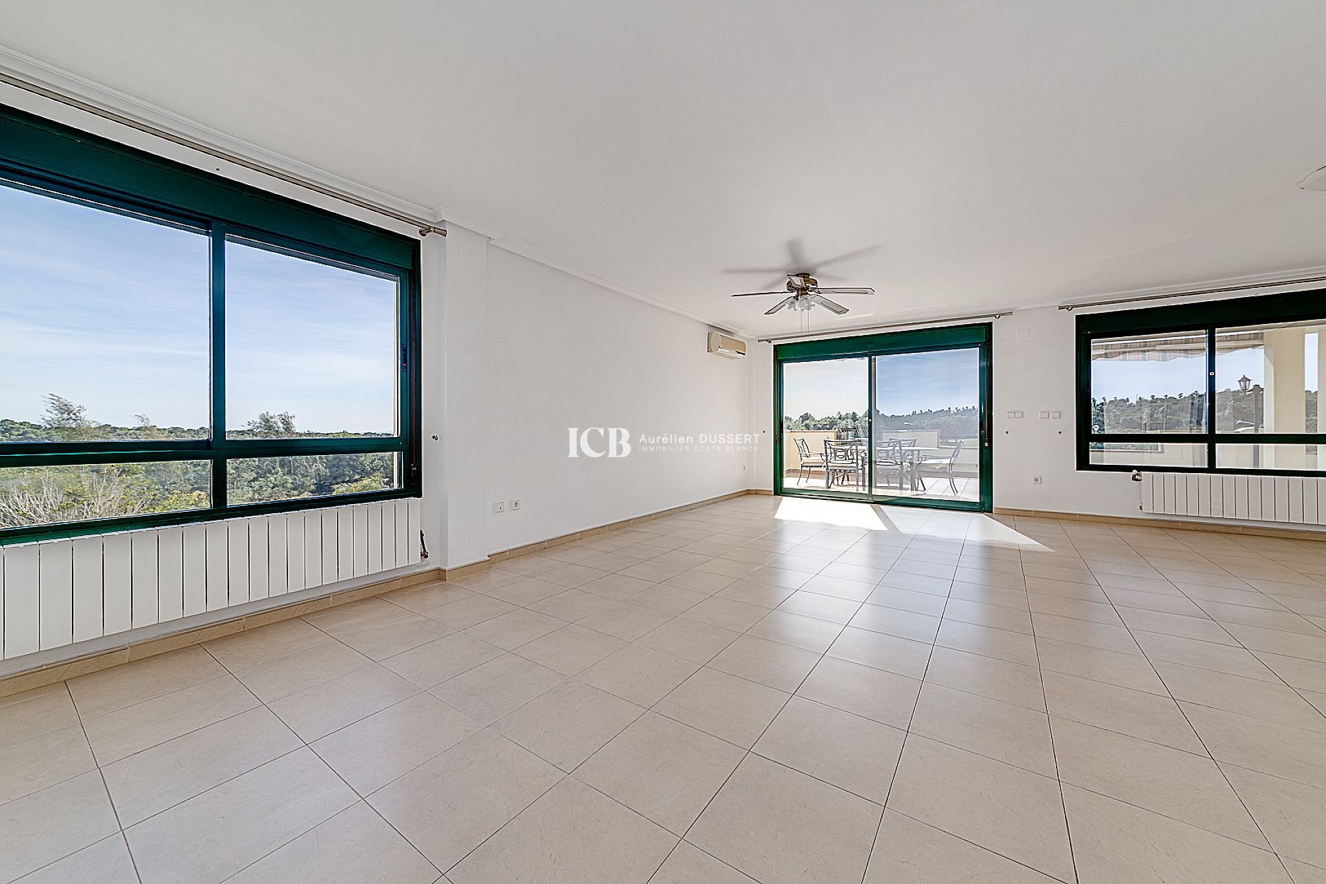 Resale - Apartment / flat -
Orihuela Costa