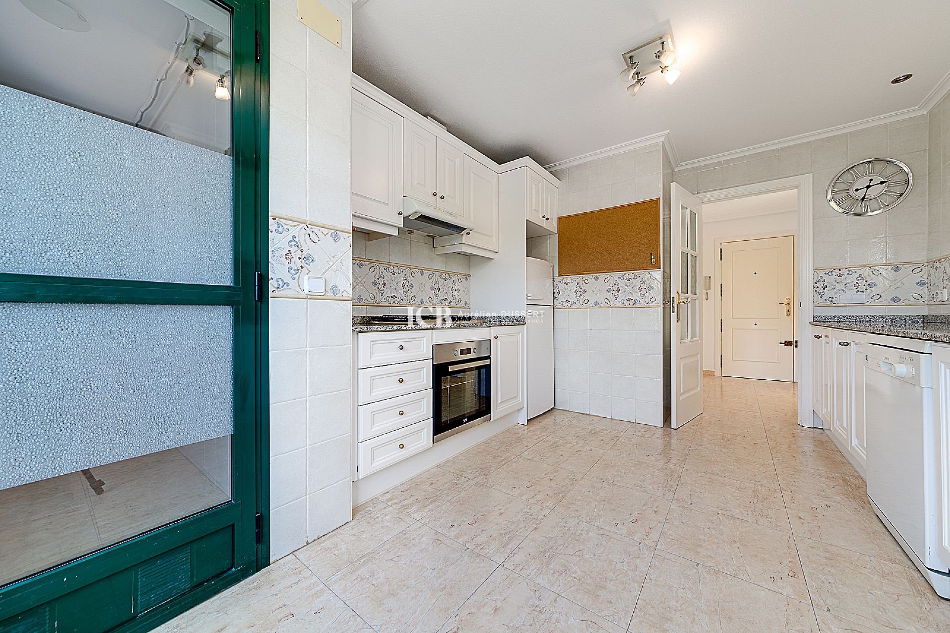 Resale - Apartment / flat -
Orihuela Costa