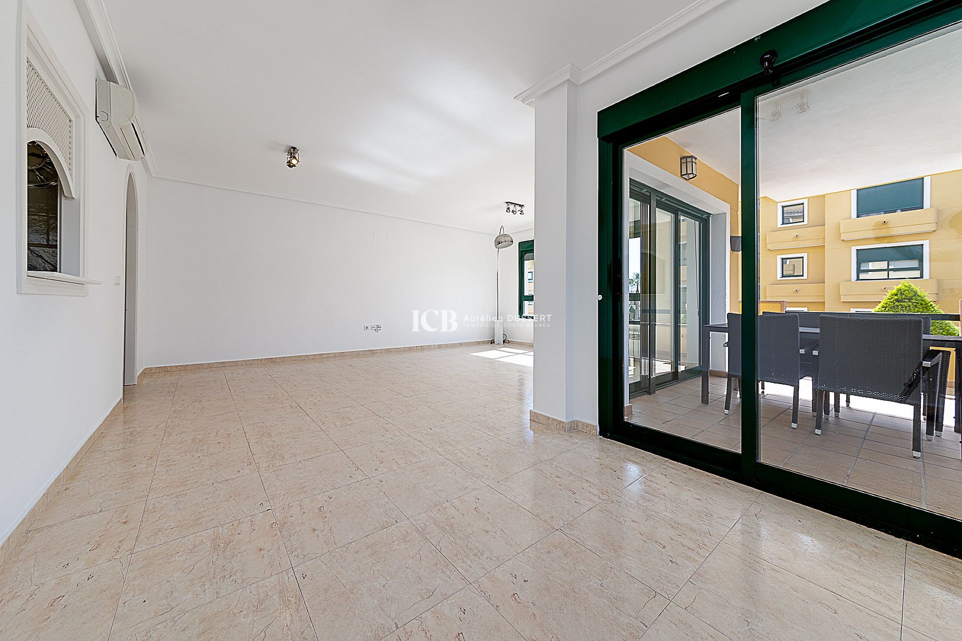 Resale - Apartment / flat -
Orihuela Costa