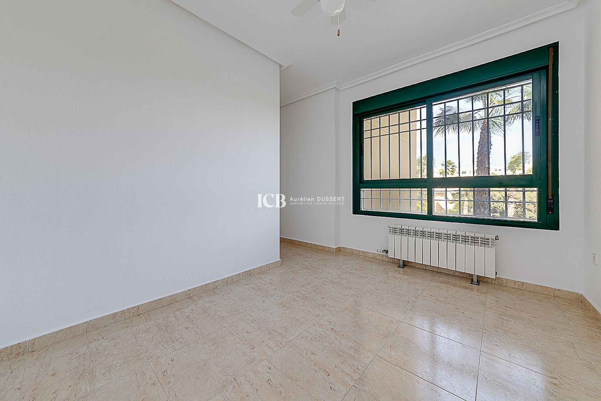 Resale - Apartment / flat -
Orihuela Costa