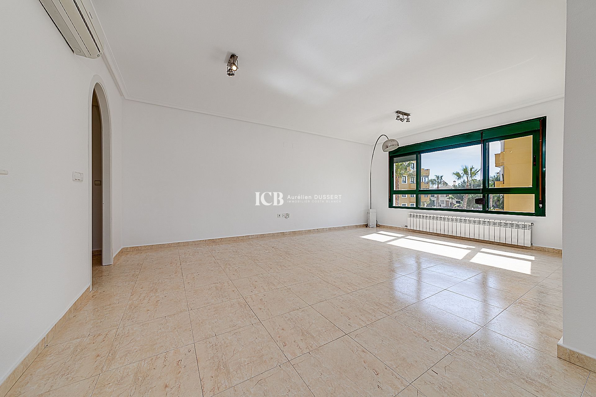 Resale - Apartment / flat -
Orihuela Costa