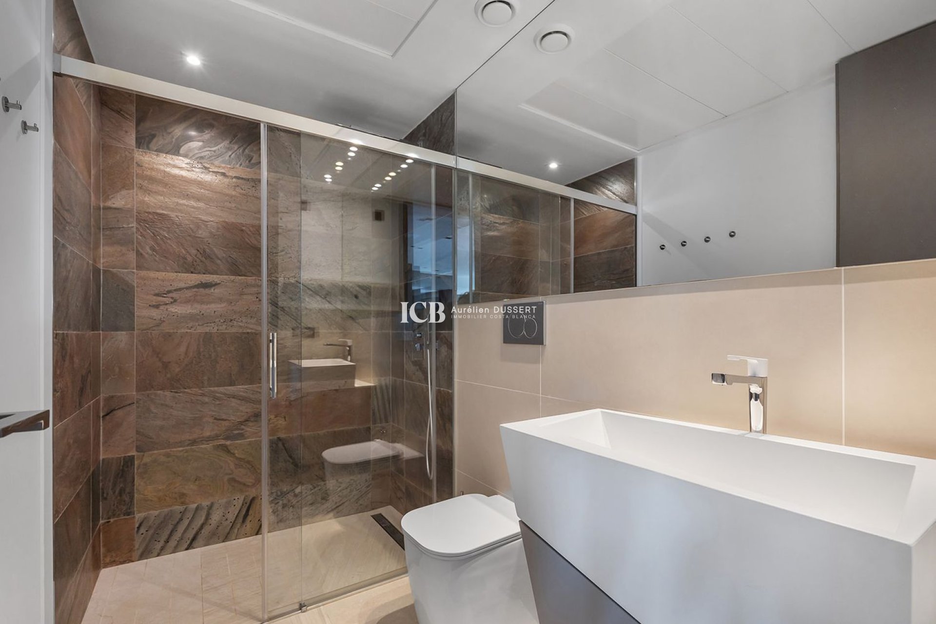 Resale - Apartment / flat -
Orihuela Costa